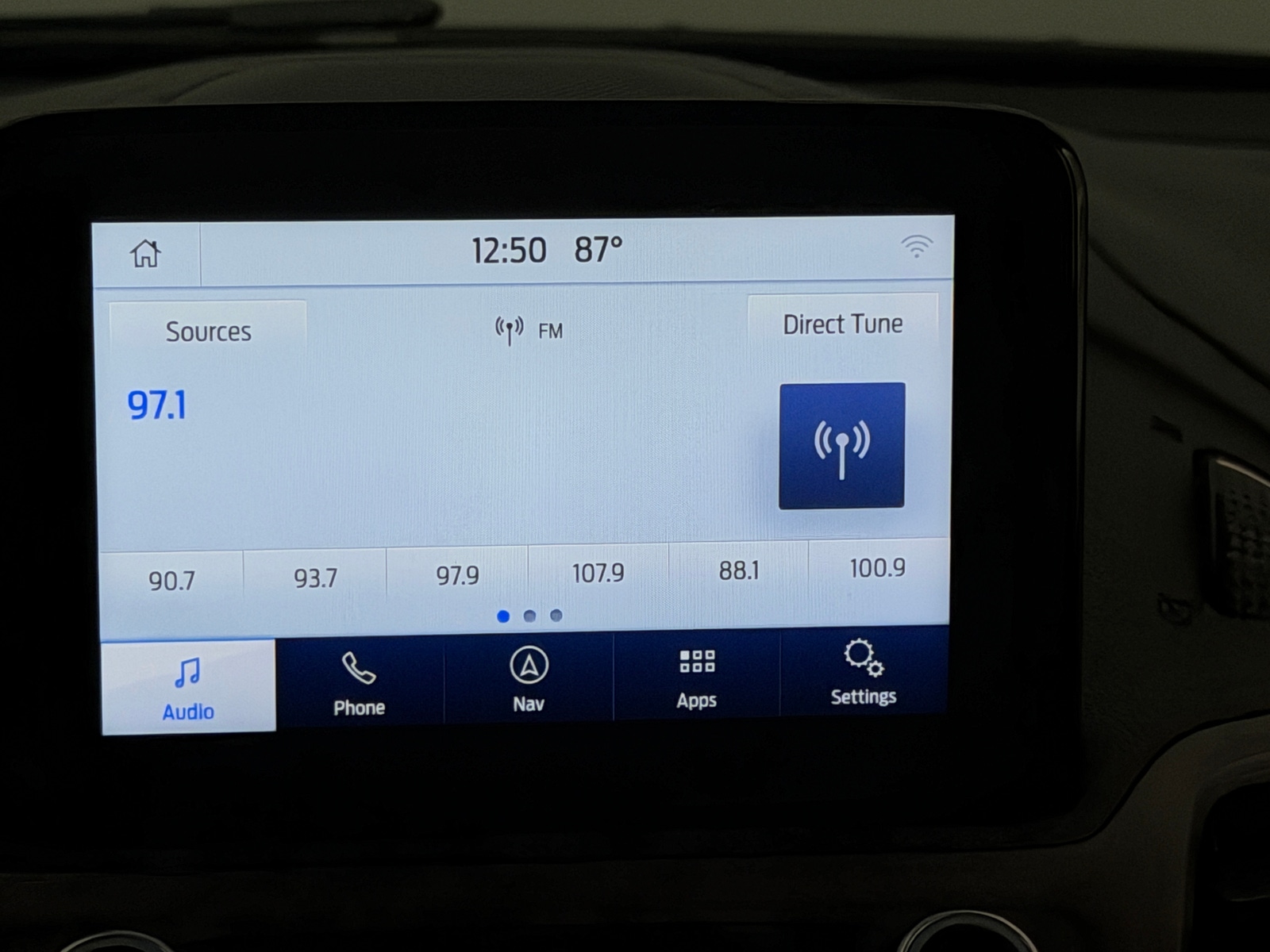 Thumbnail: 2020 Ford Transit Series - 4