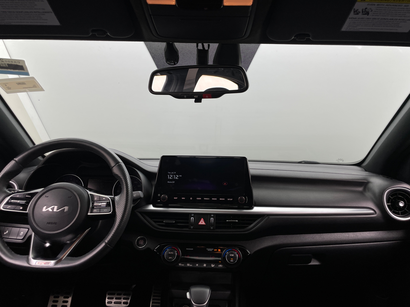 Thumbnail: 2023 Kia Forte - 3