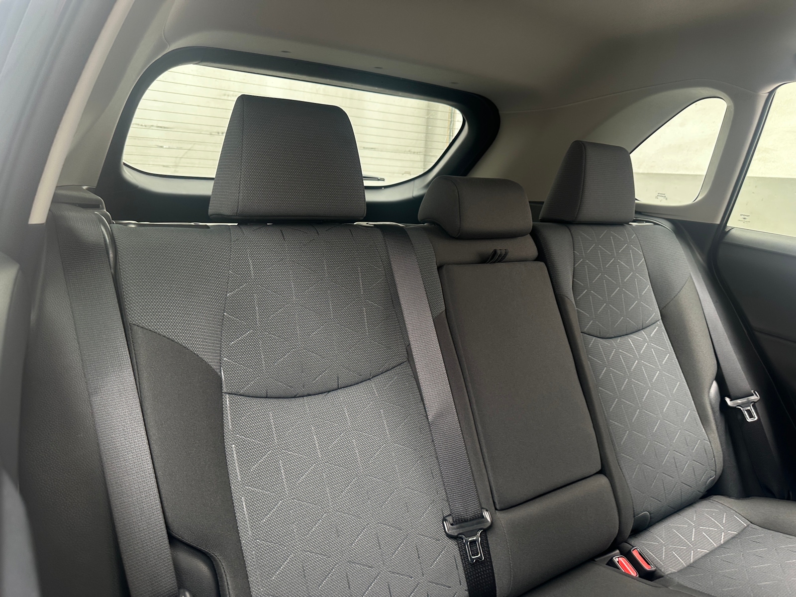 Thumbnail: 2025 Toyota RAV4 - 6