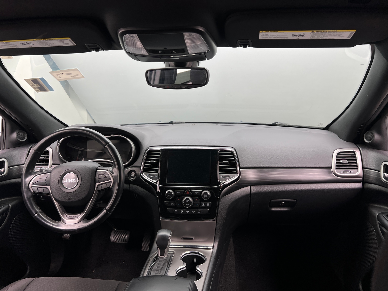 Thumbnail: 2019 Jeep Grand Cherokee - 3