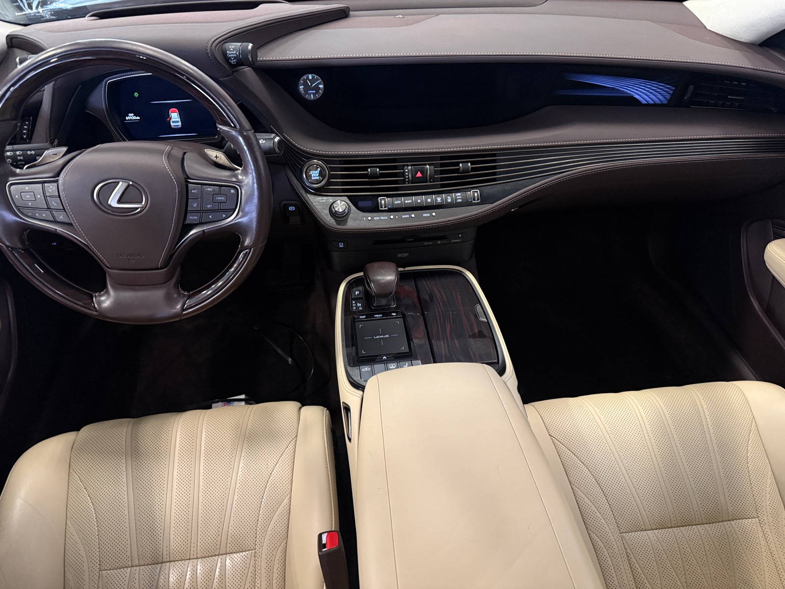 Thumbnail: 2019 Lexus LS - 2