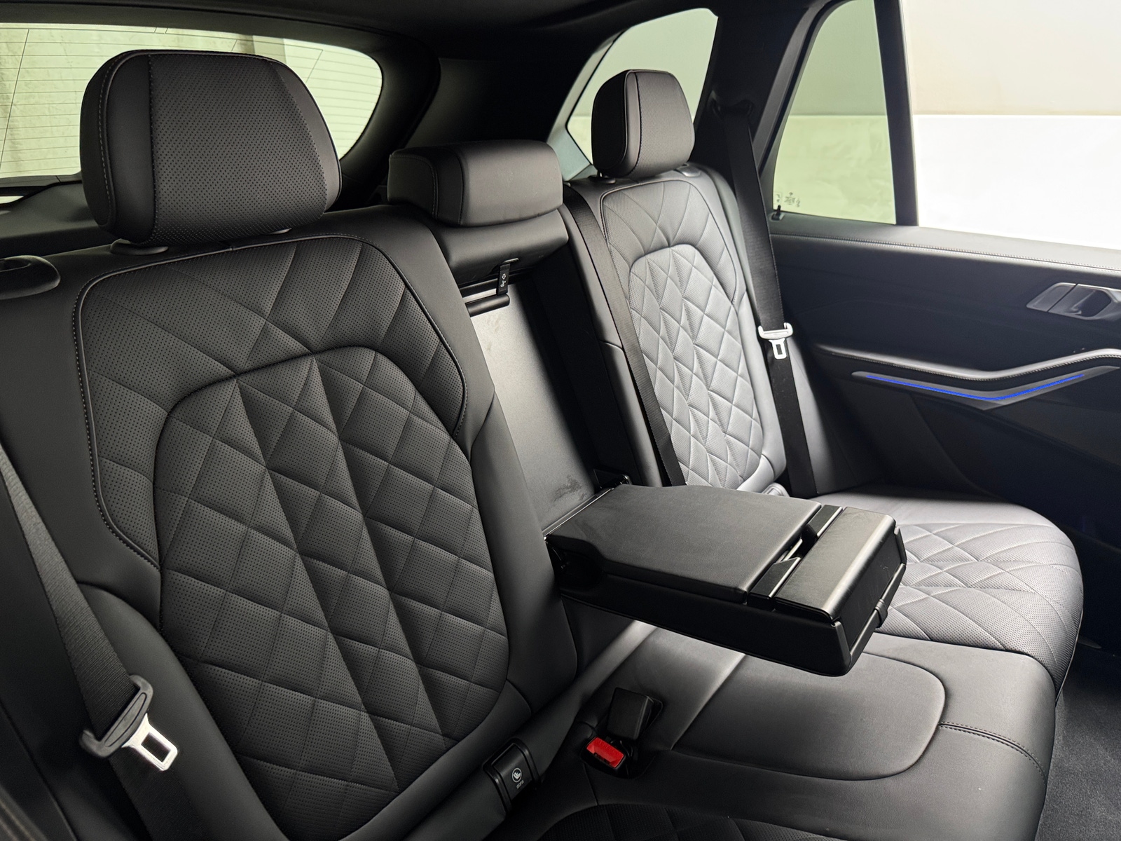 Thumbnail: 2026 BMW X5 - 5