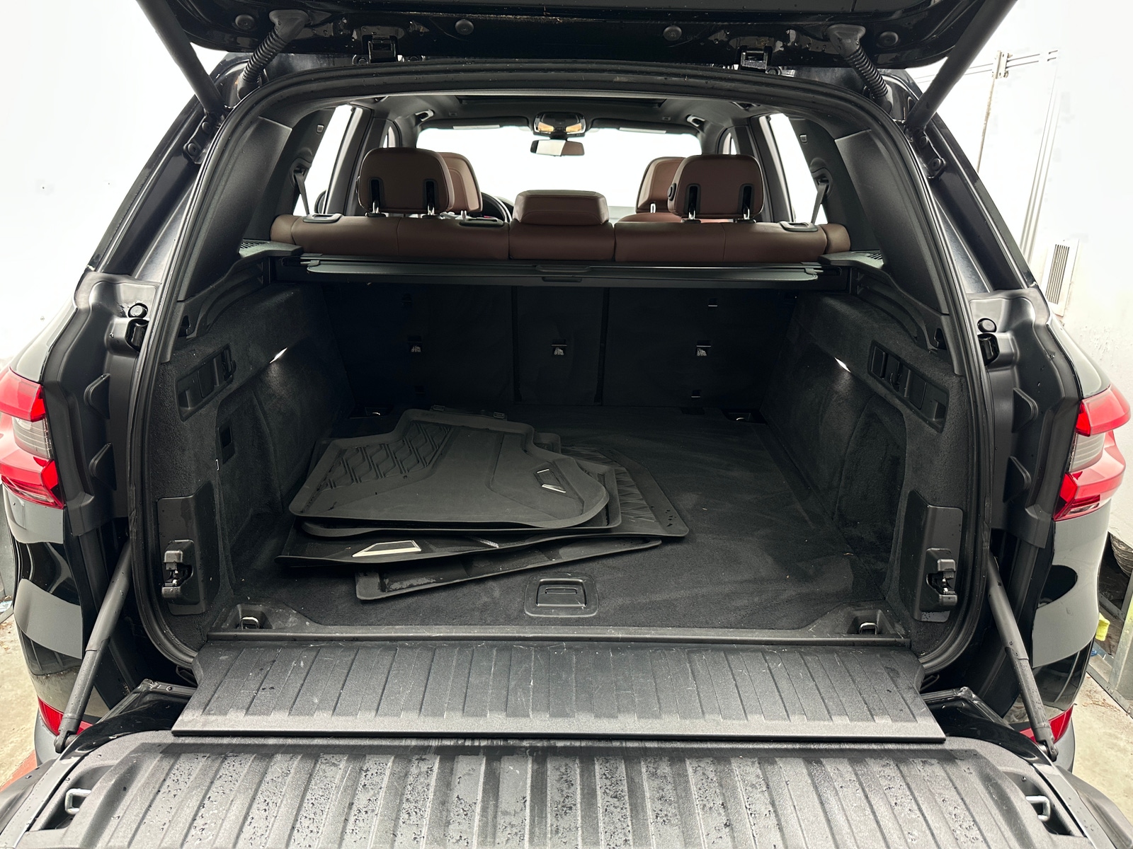 Thumbnail: 2020 BMW X5 - 6