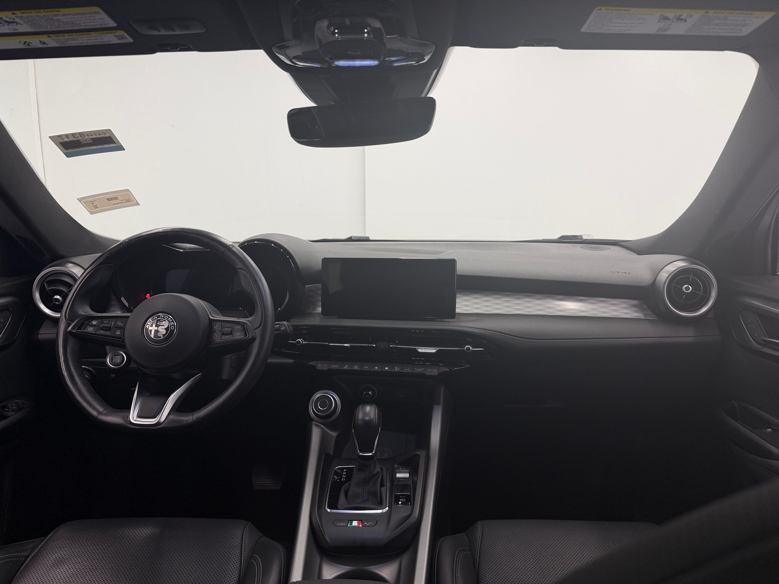 Thumbnail: 2024 Alfa Romeo Tonale - 2
