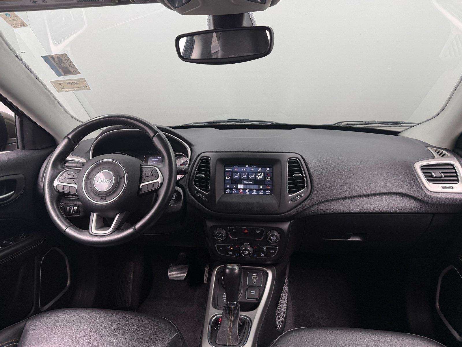 Thumbnail: 2019 Jeep Compass - 3