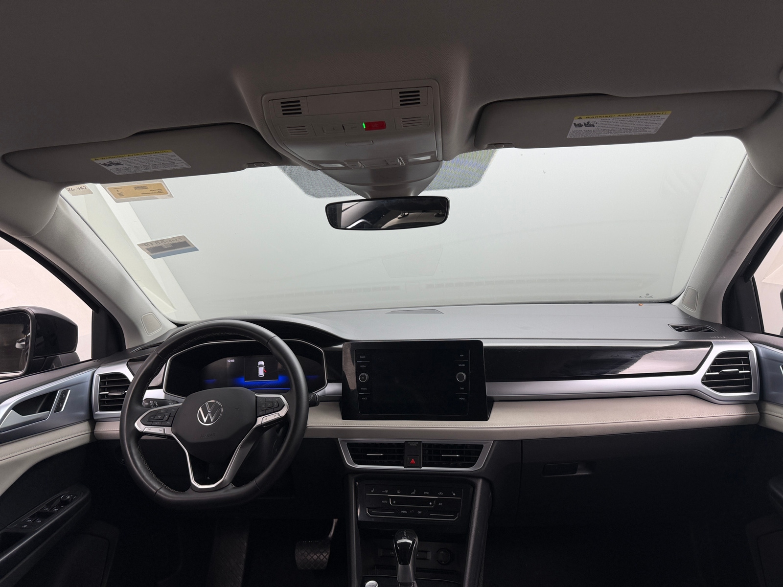 Thumbnail: 2025 Volkswagen Taos - 2