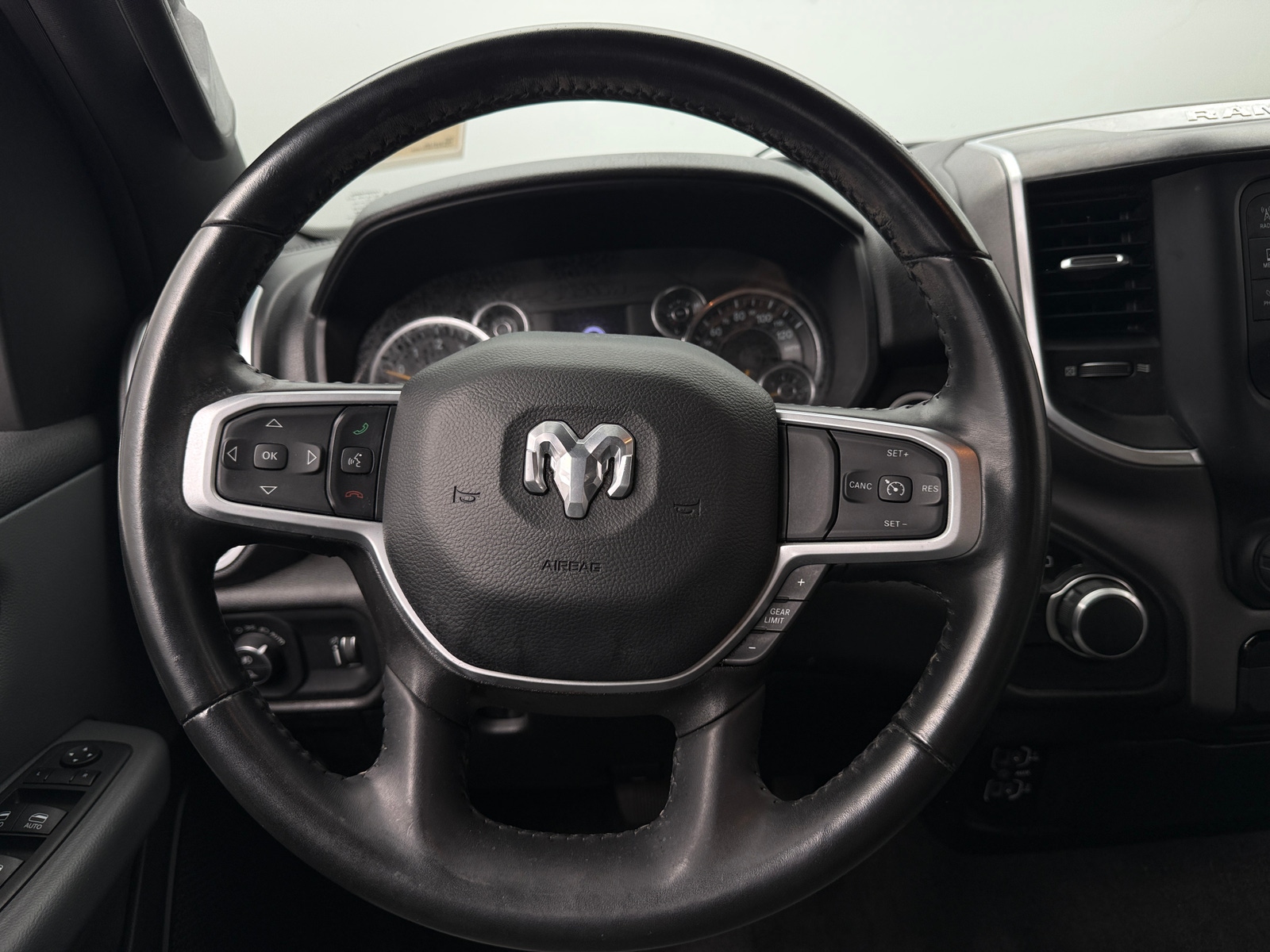 Thumbnail: 2022 RAM 1500 - 5