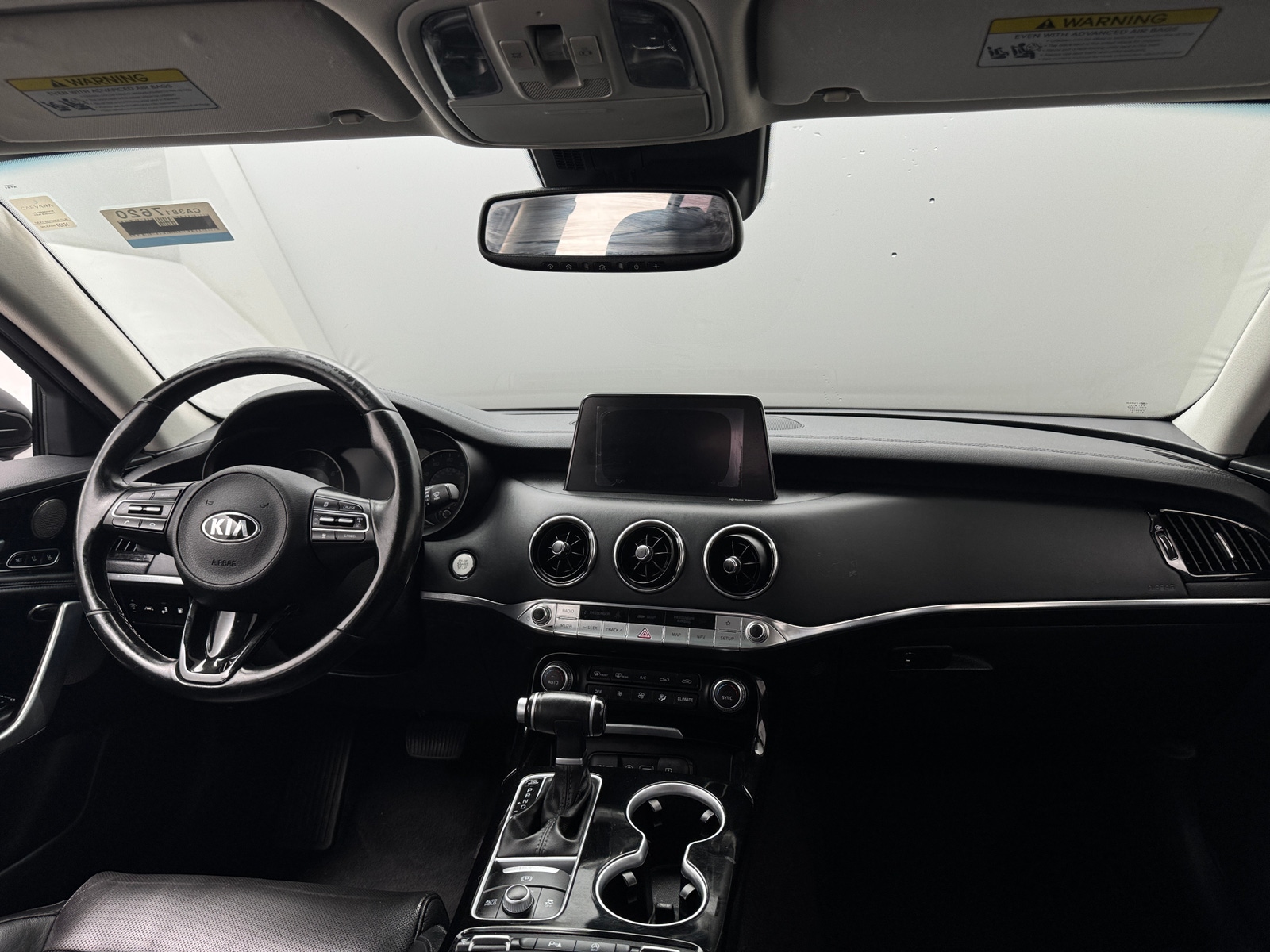 Thumbnail: 2018 Kia Stinger - 2