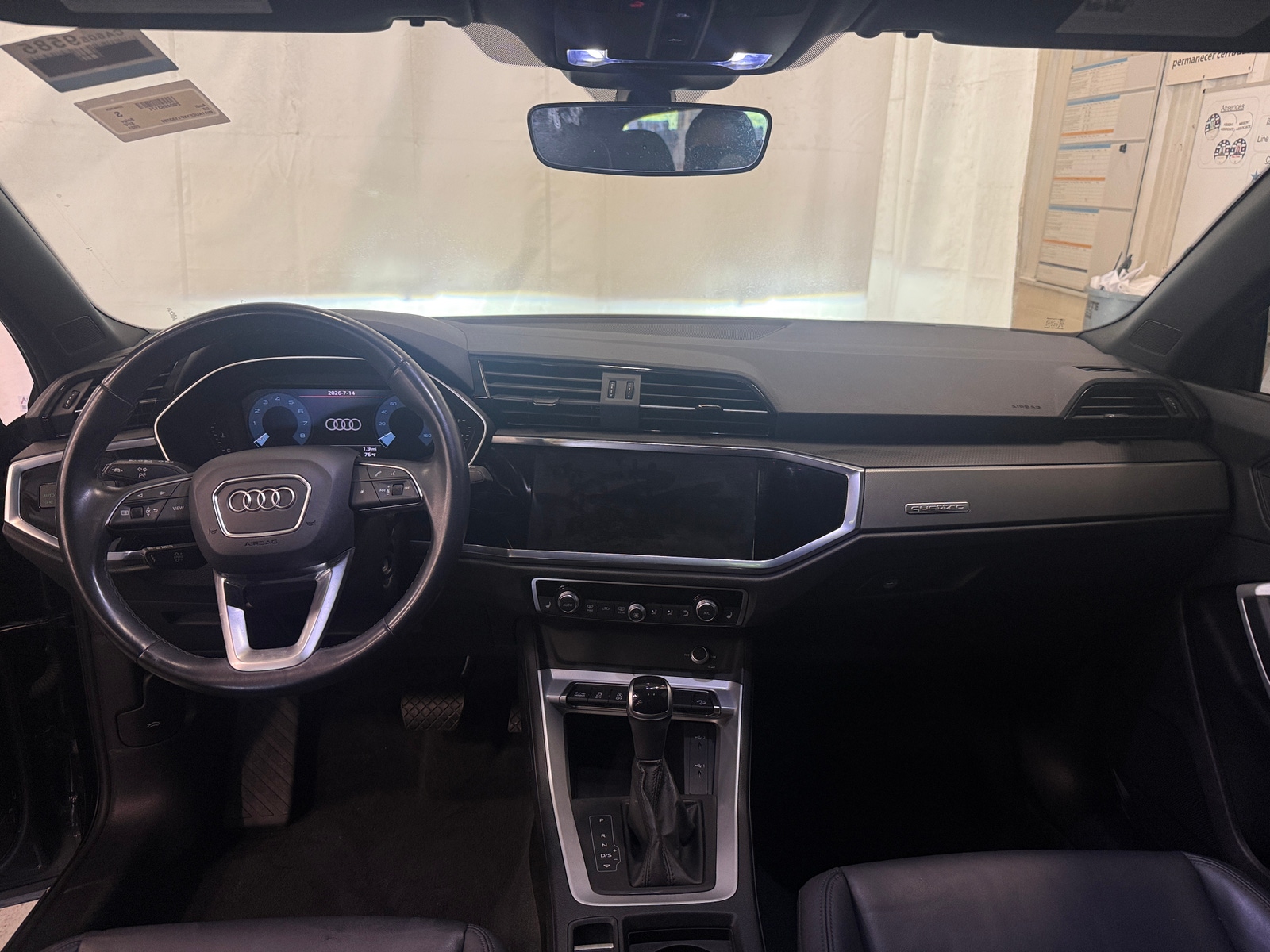 Thumbnail: 2023 Audi Q3 - 2
