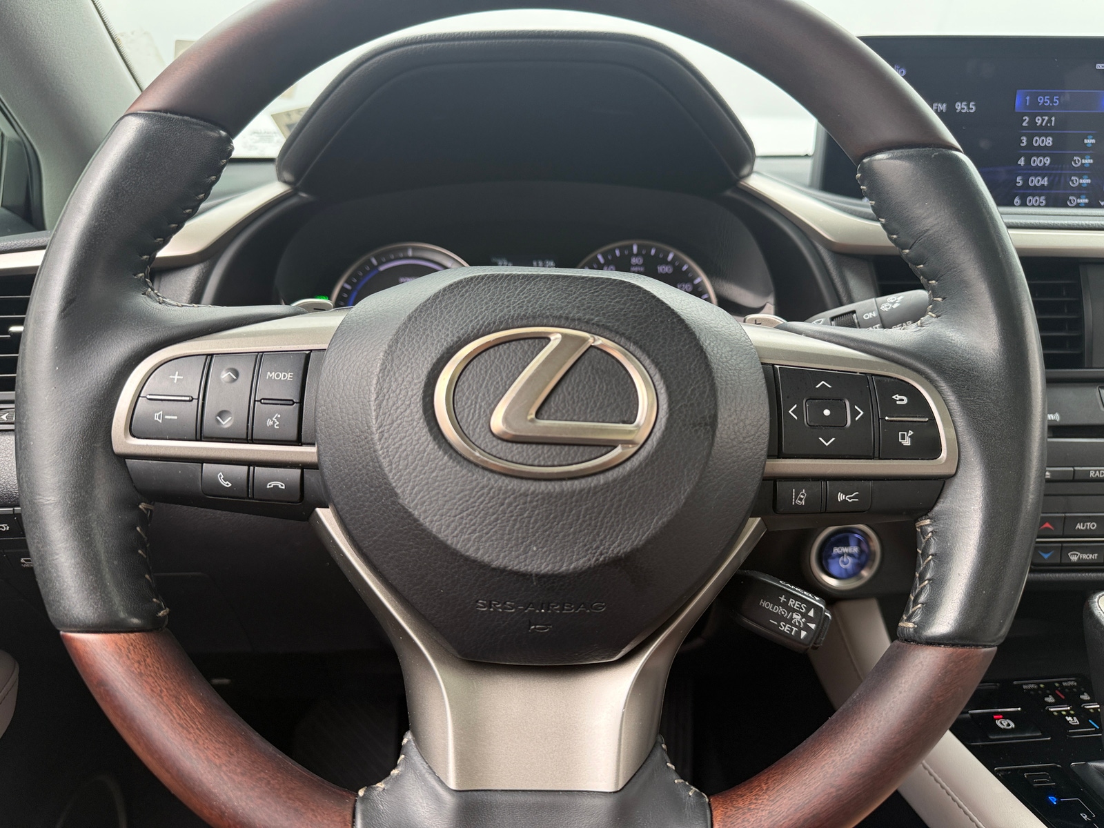 Thumbnail: 2021 Lexus RX - 4