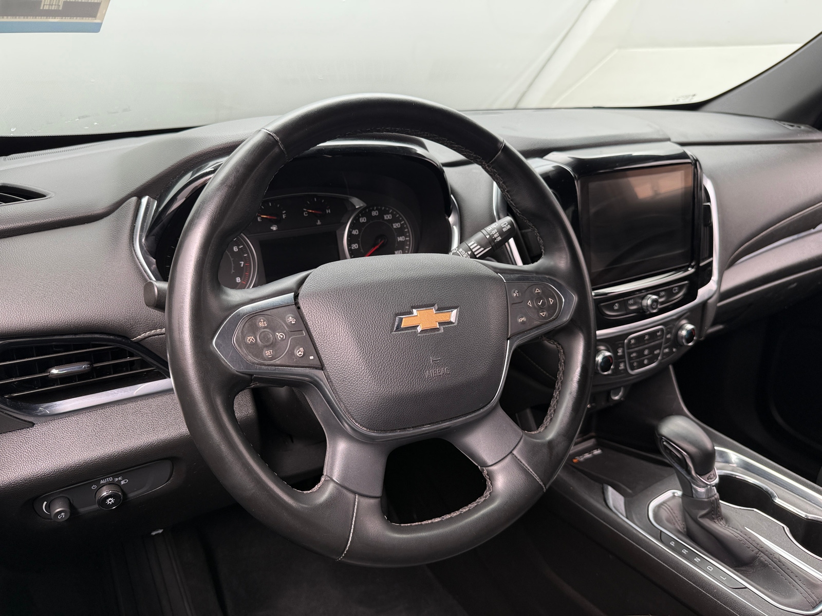 Thumbnail: 2023 Chevrolet Traverse - 4