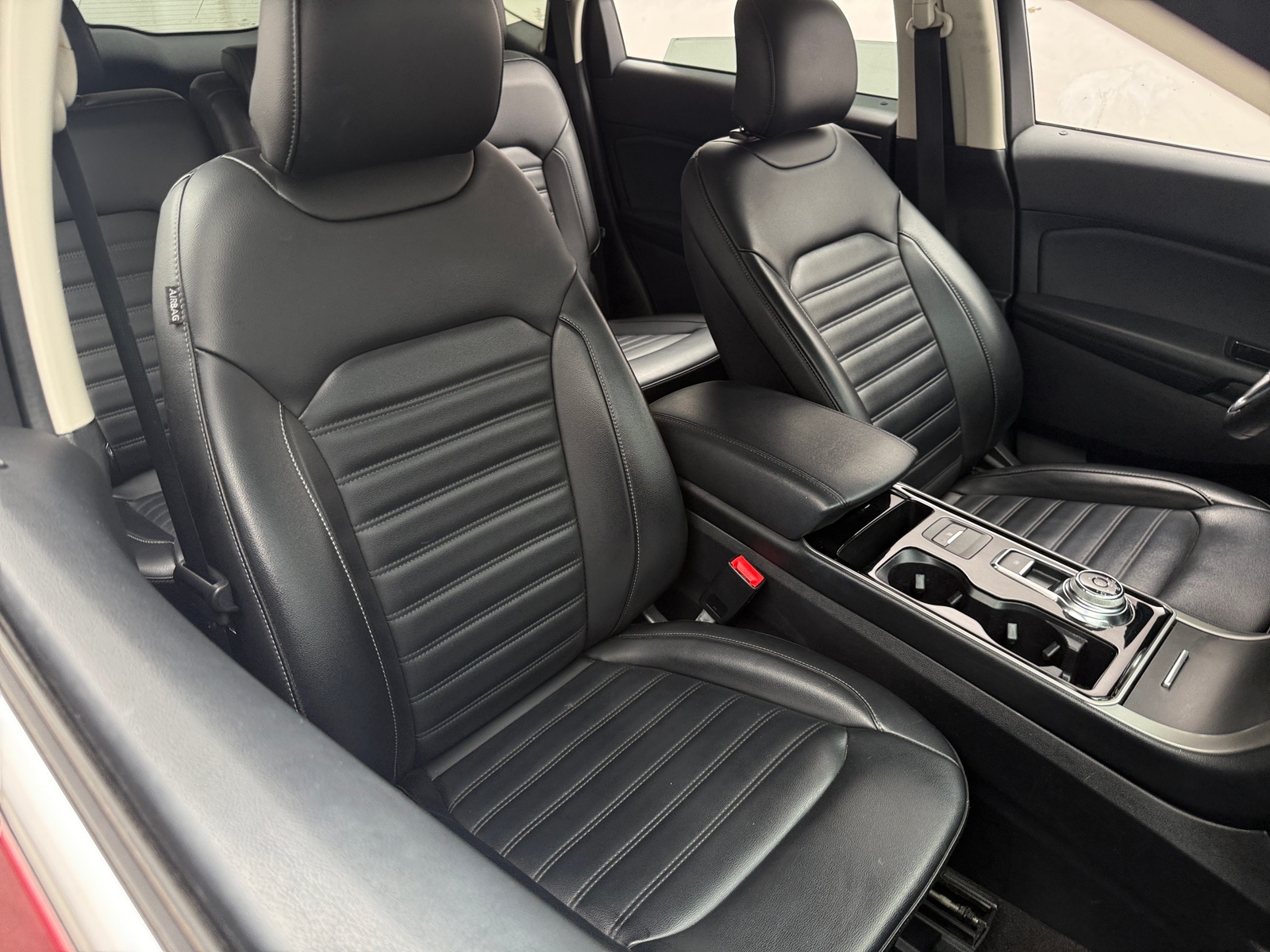 Thumbnail: 2019 Ford Edge - 2