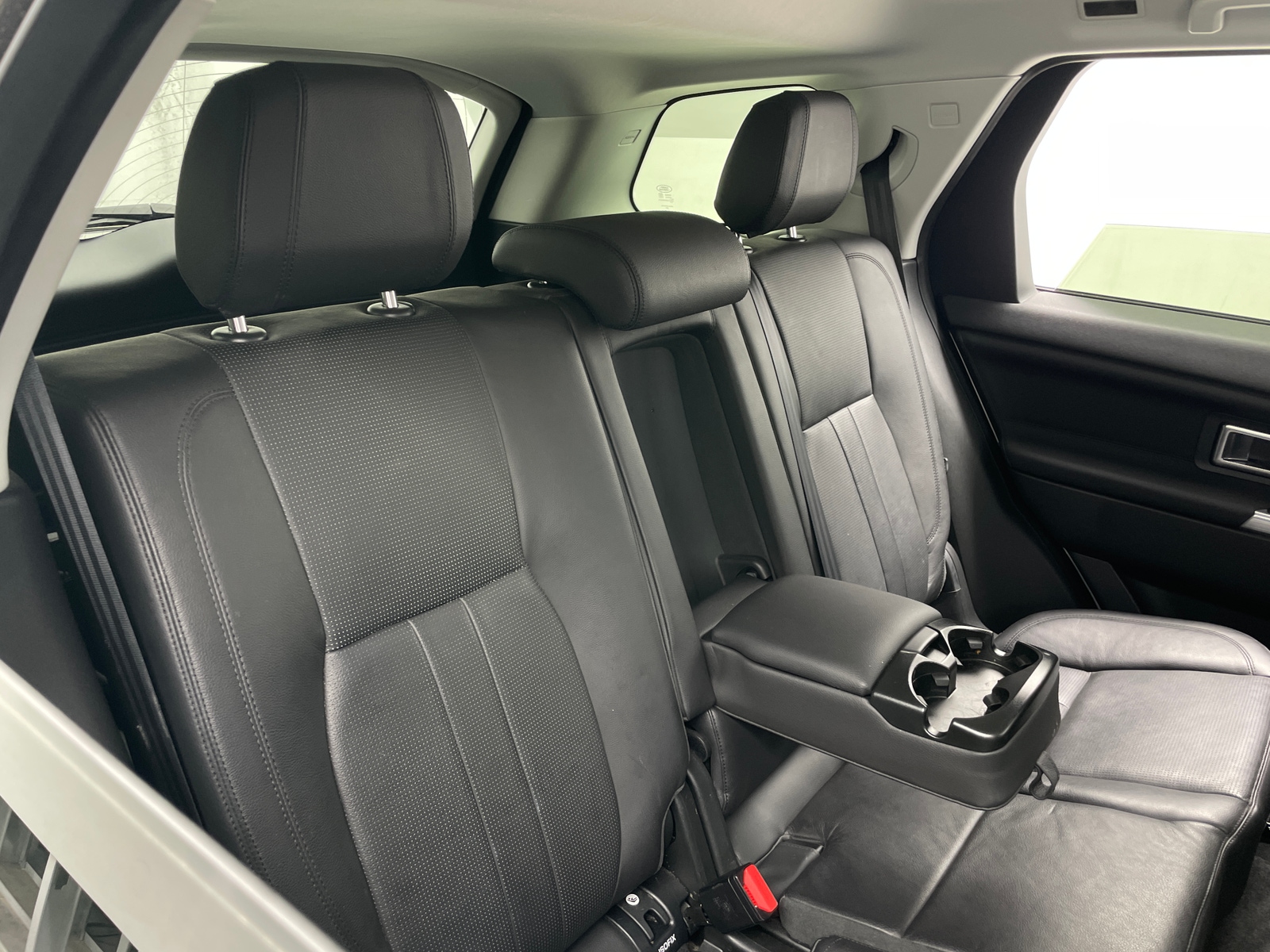 Thumbnail: 2019 Land Rover Discovery Sport - 5