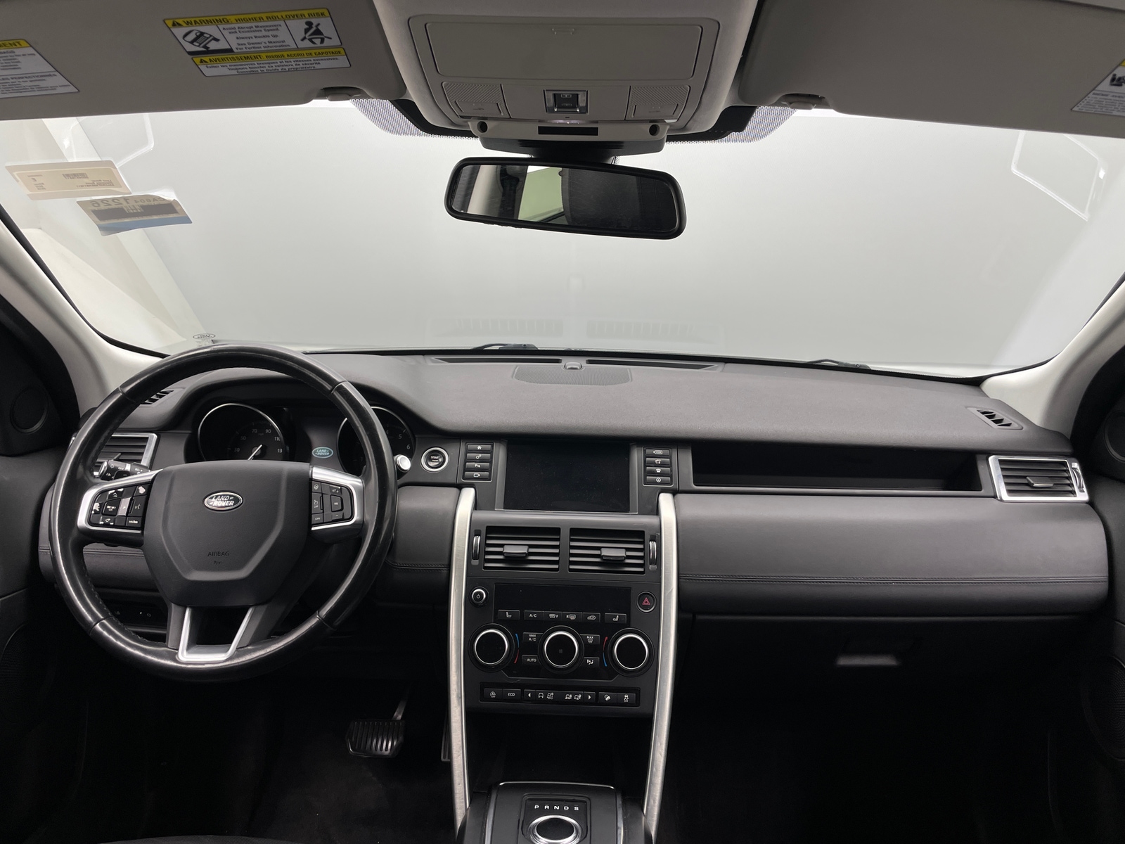 Thumbnail: 2019 Land Rover Discovery Sport - 2