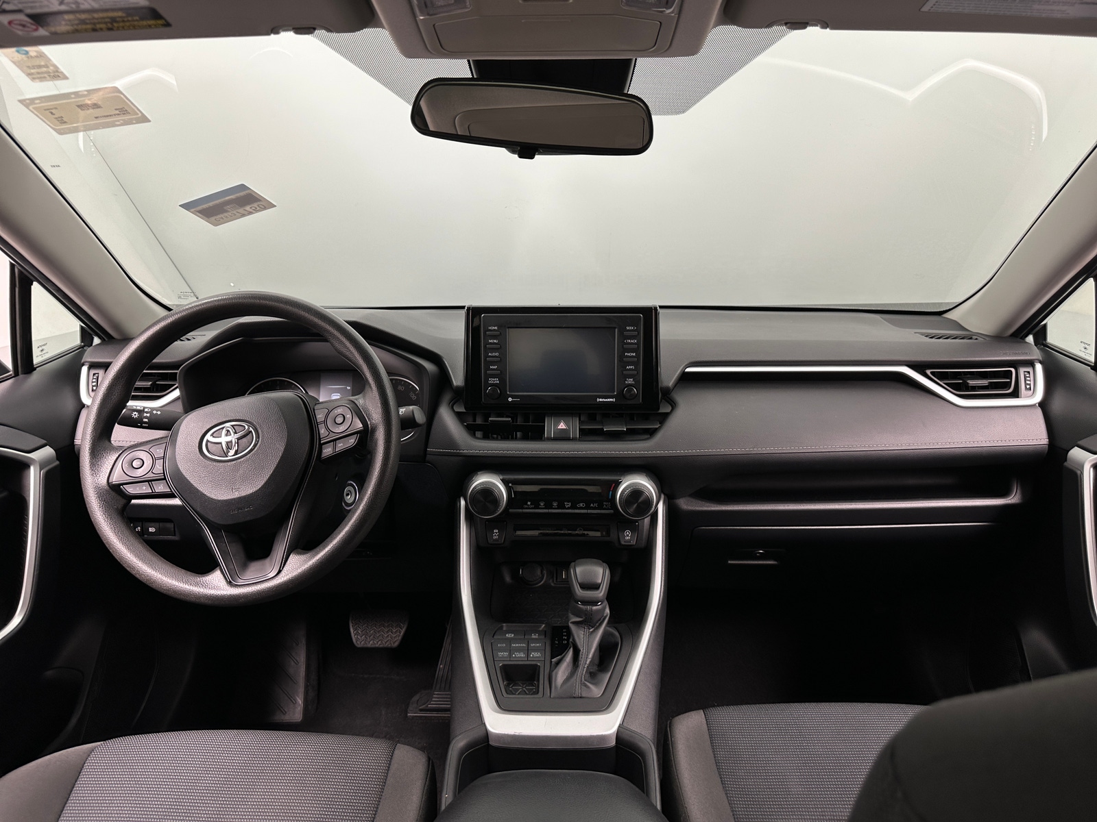 Thumbnail: 2022 Toyota RAV4 - 3