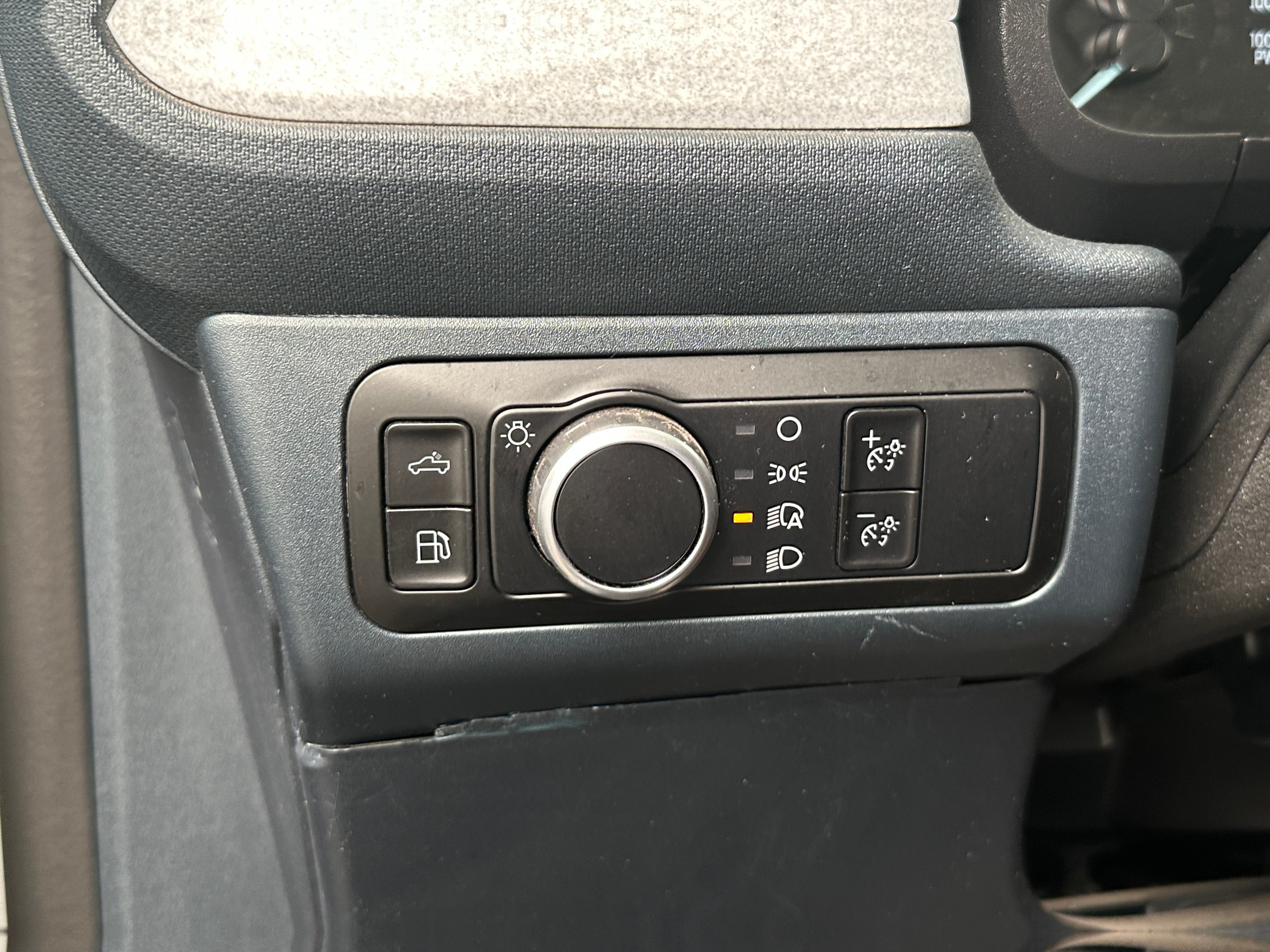 2023 Ford Maverick XLT - Photo 4