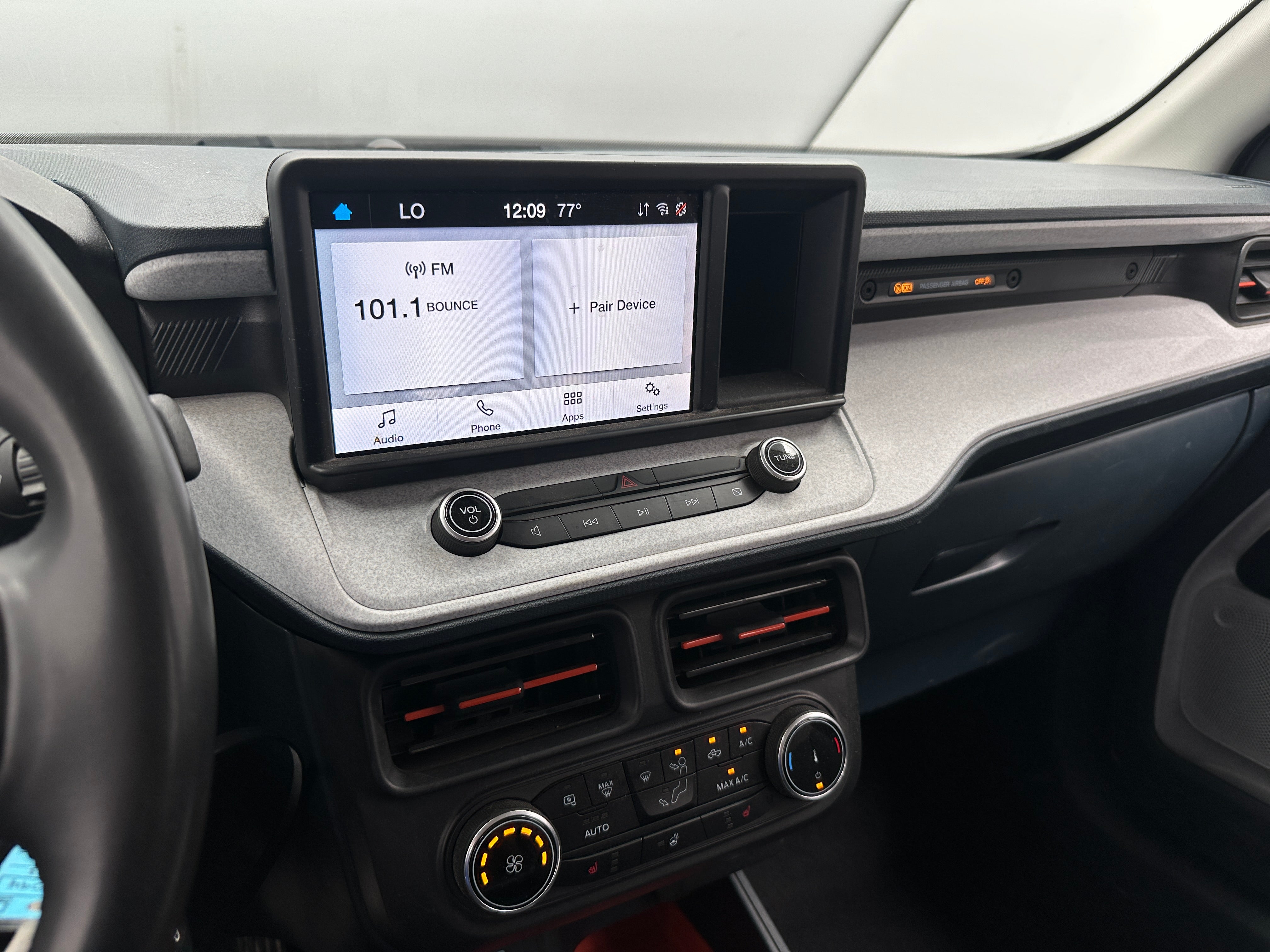 2023 Ford Maverick XLT - Photo 13