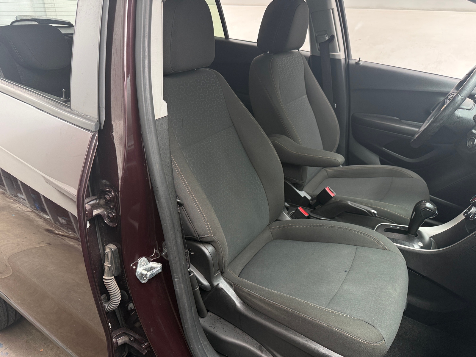 Thumbnail: 2021 Chevrolet Trax - 2