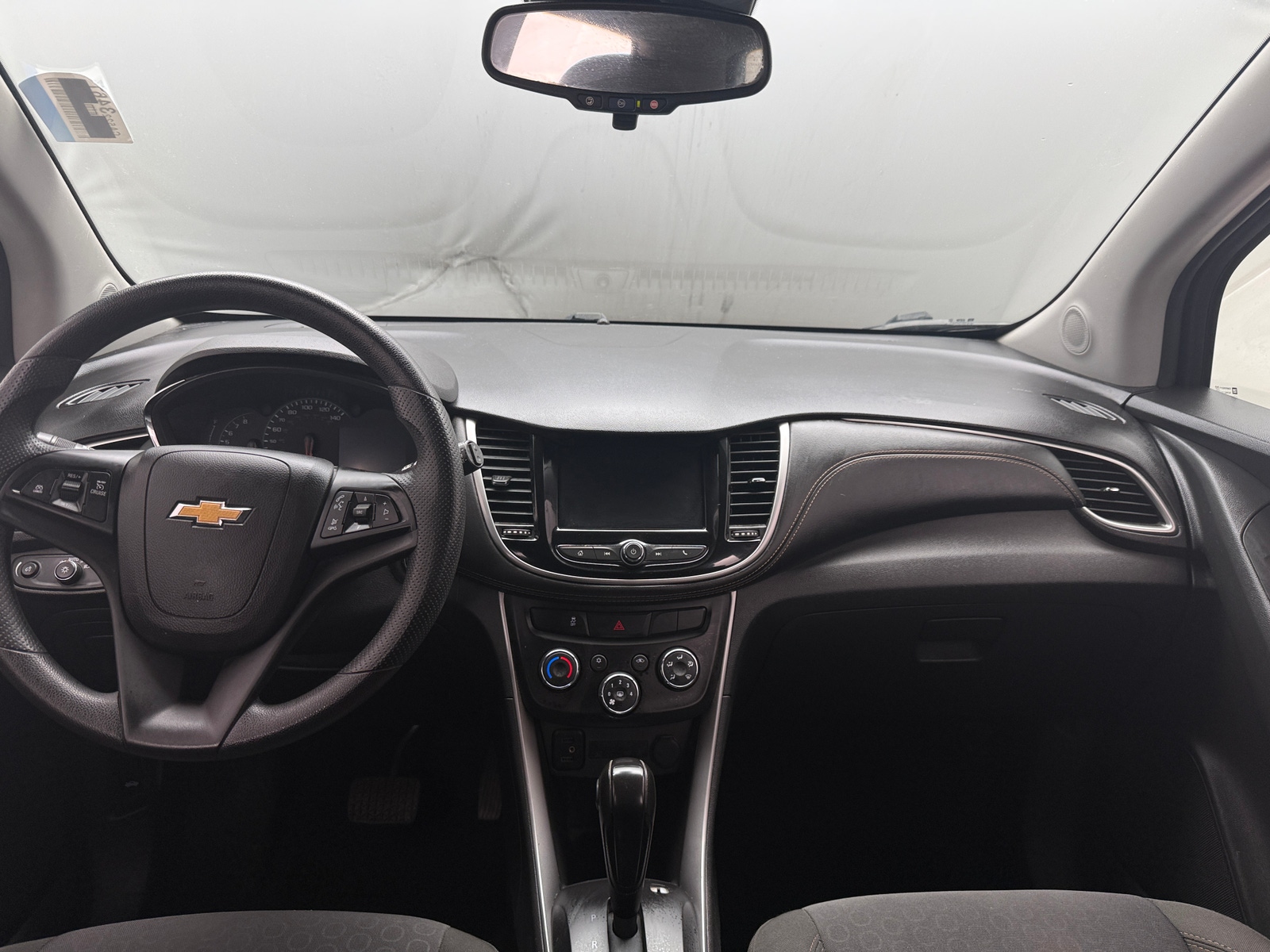 Thumbnail: 2021 Chevrolet Trax - 3