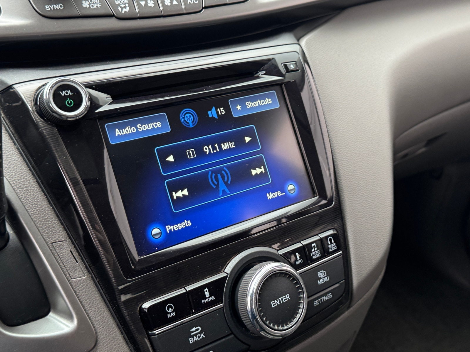 Thumbnail: 2016 Honda Odyssey - 3