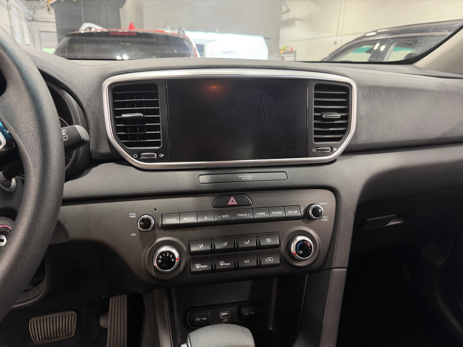 Thumbnail: 2022 Kia Sportage - 4