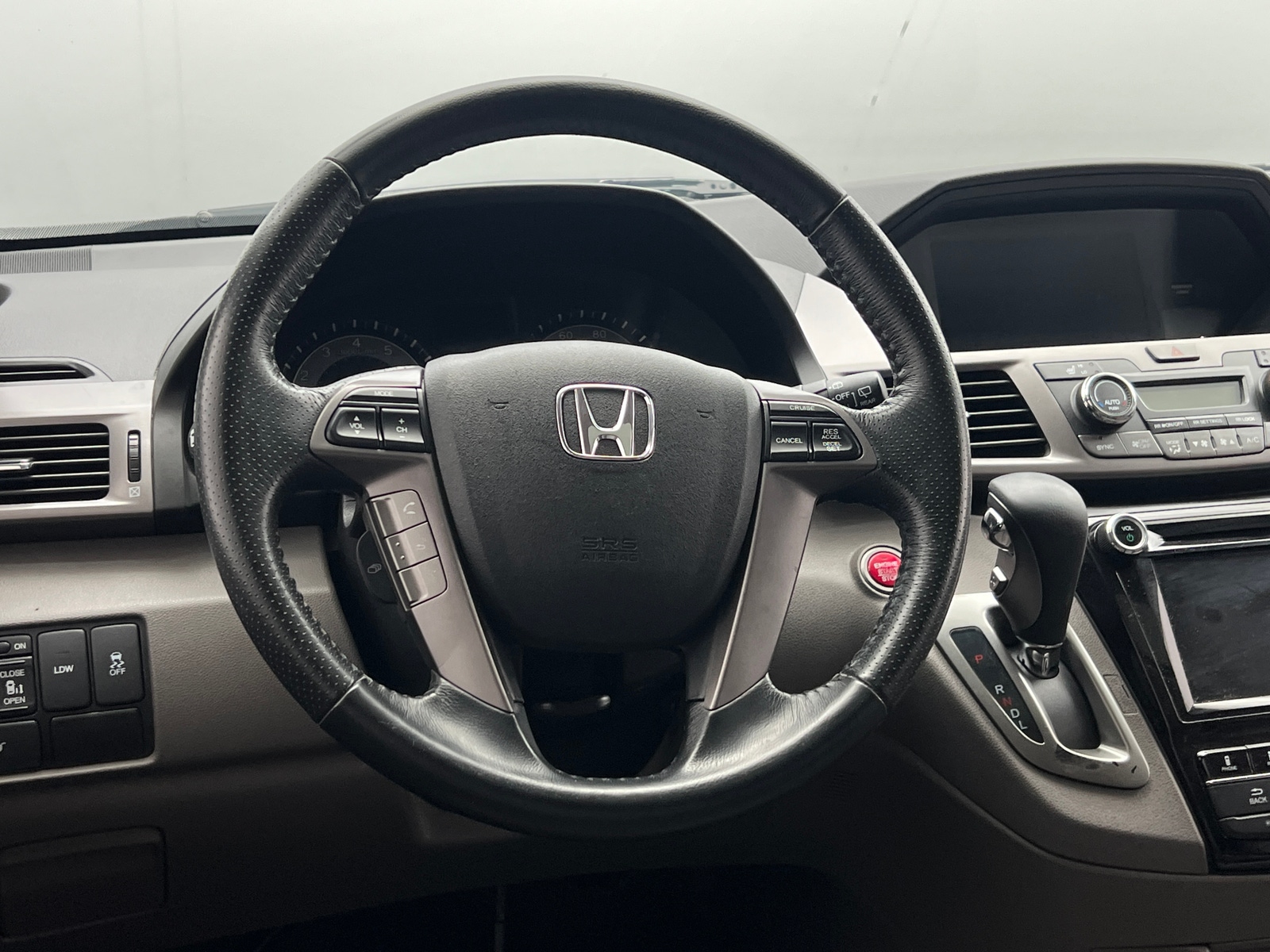 Thumbnail: 2015 Honda Odyssey - 4