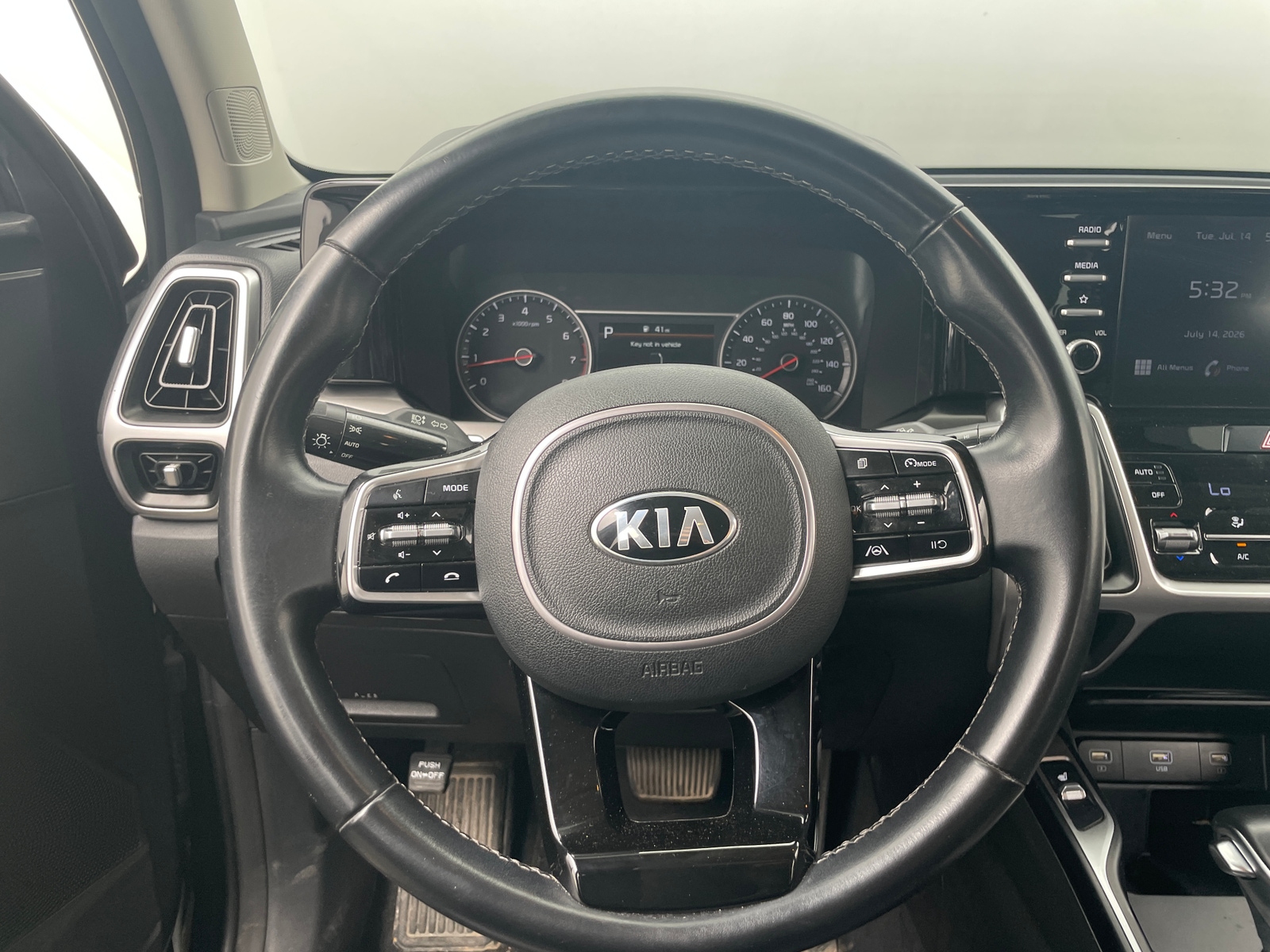 Thumbnail: 2021 Kia Sorento - 4