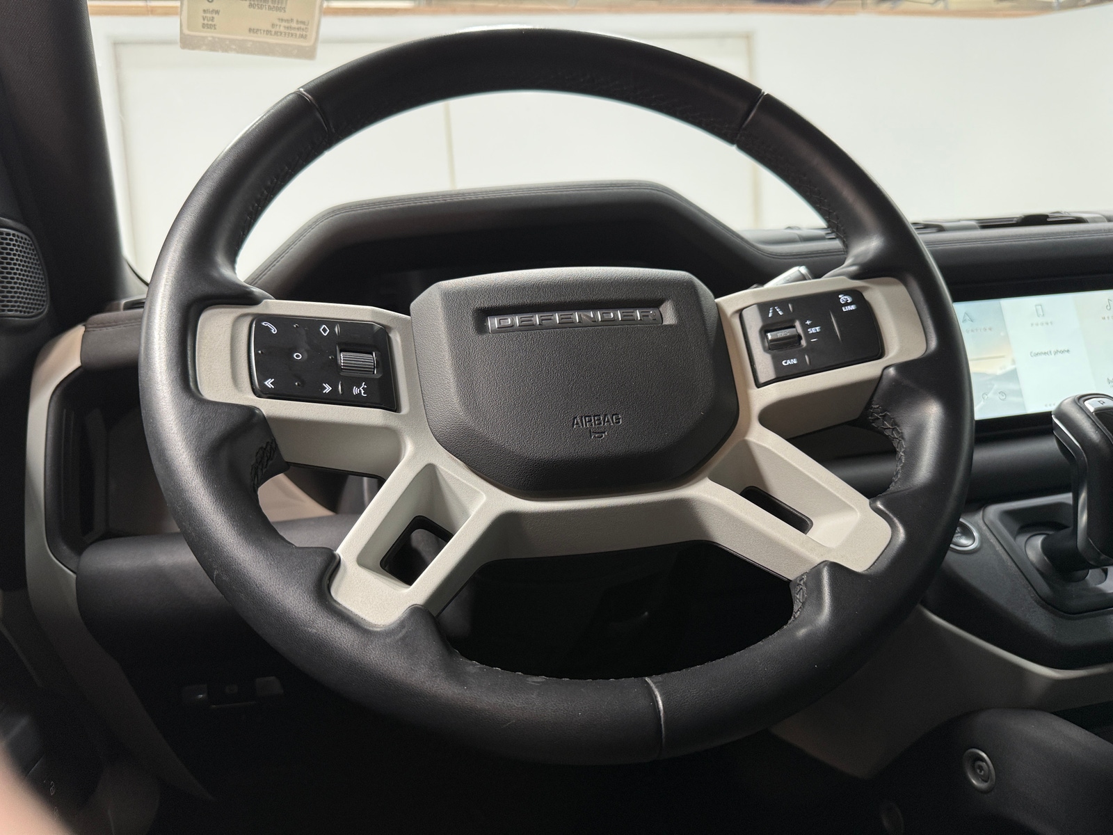 Thumbnail: 2020 Land Rover Defender - 5