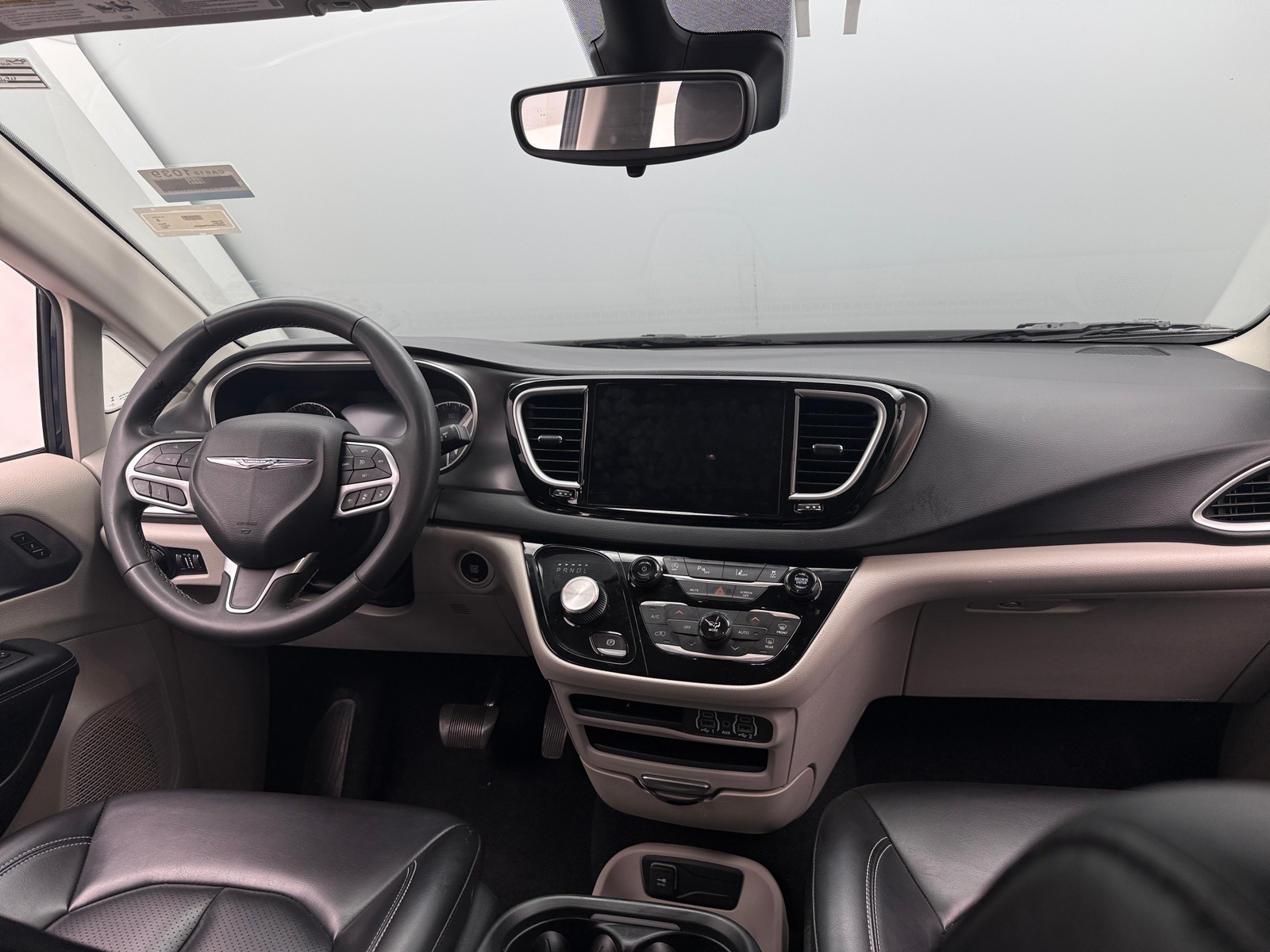 Thumbnail: 2023 Chrysler Pacifica - 2