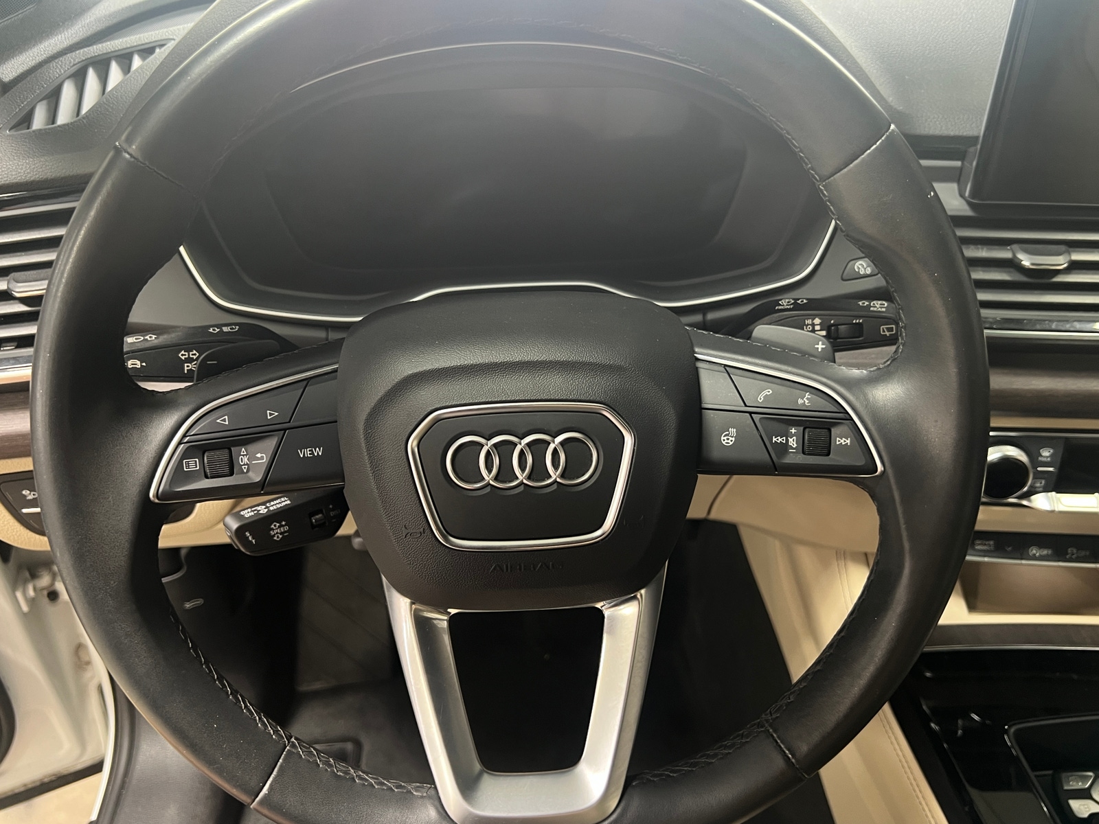 Thumbnail: 2021 Audi Q5 - 4