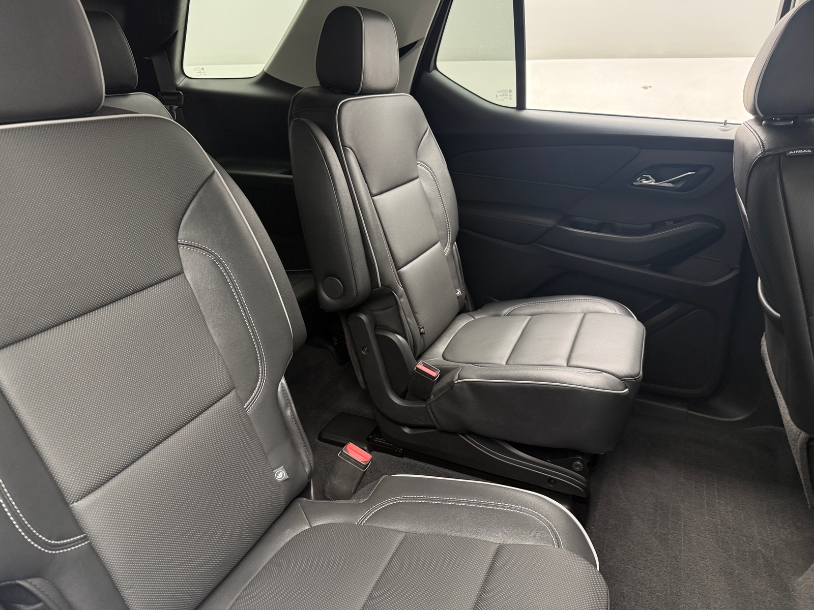 Thumbnail: 2020 Chevrolet Traverse - 5