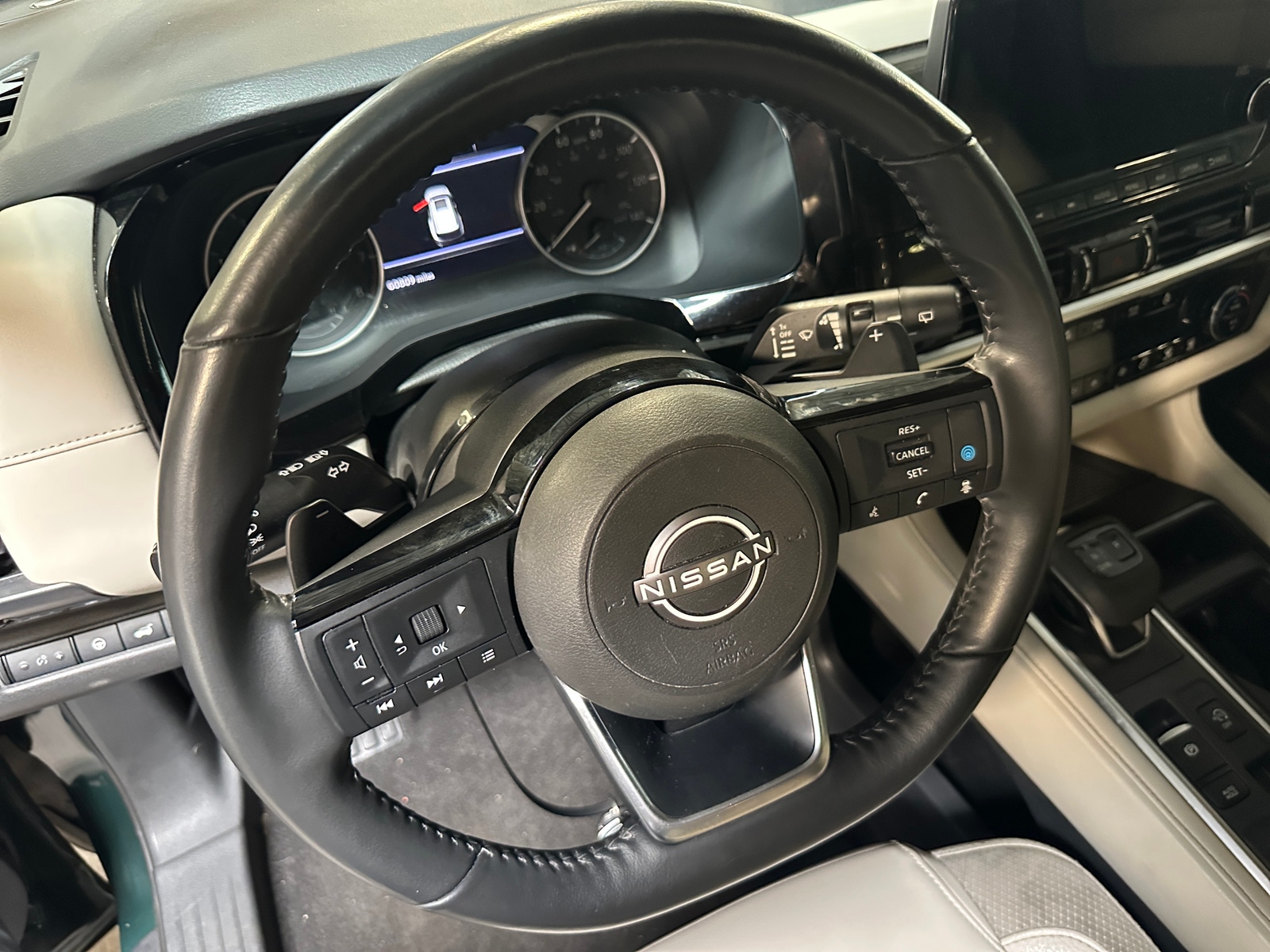 Thumbnail: 2023 Nissan Pathfinder - 4