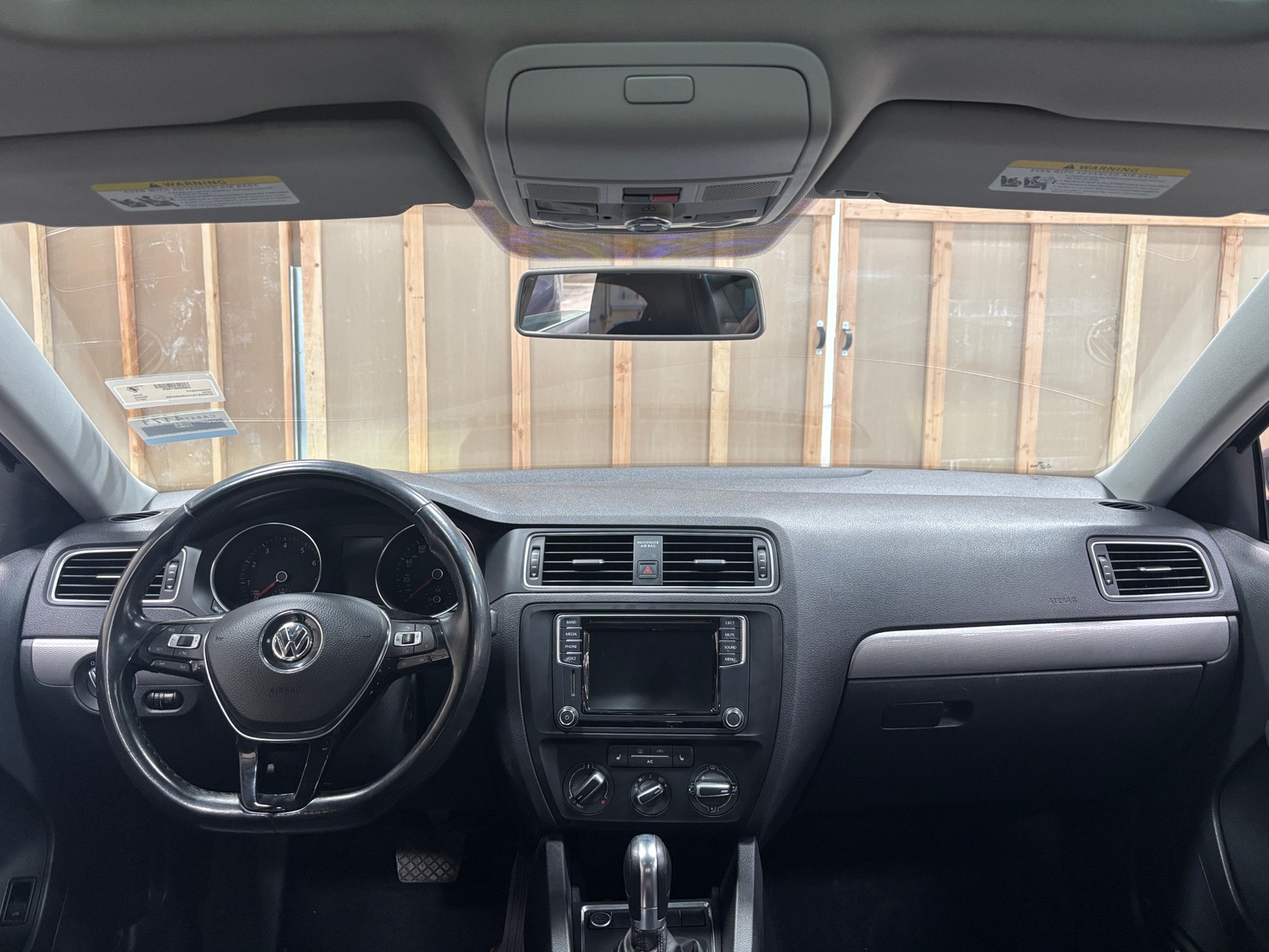 Thumbnail: 2017 Volkswagen Jetta - 2