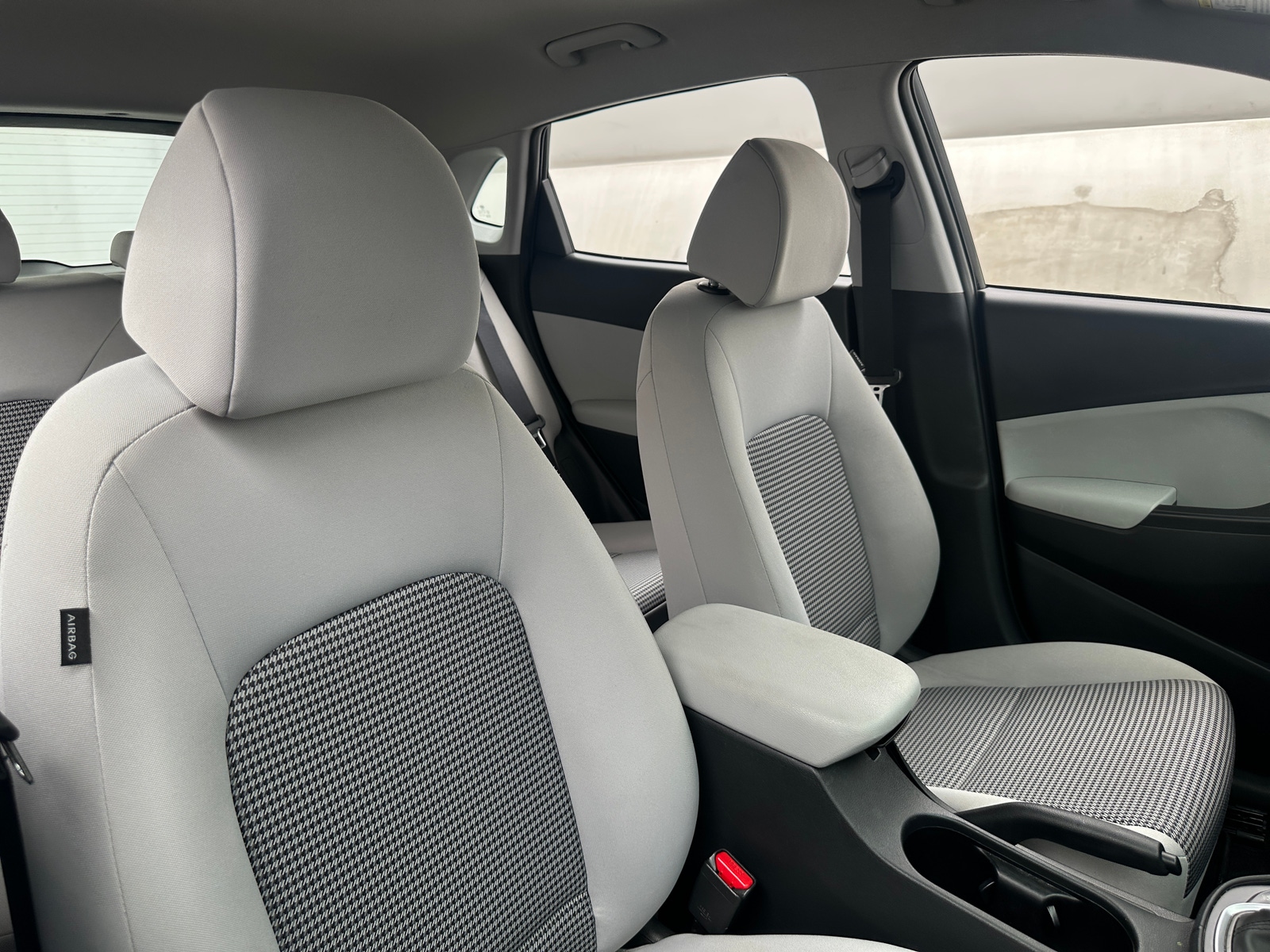 Thumbnail: 2023 Hyundai Kona - 2