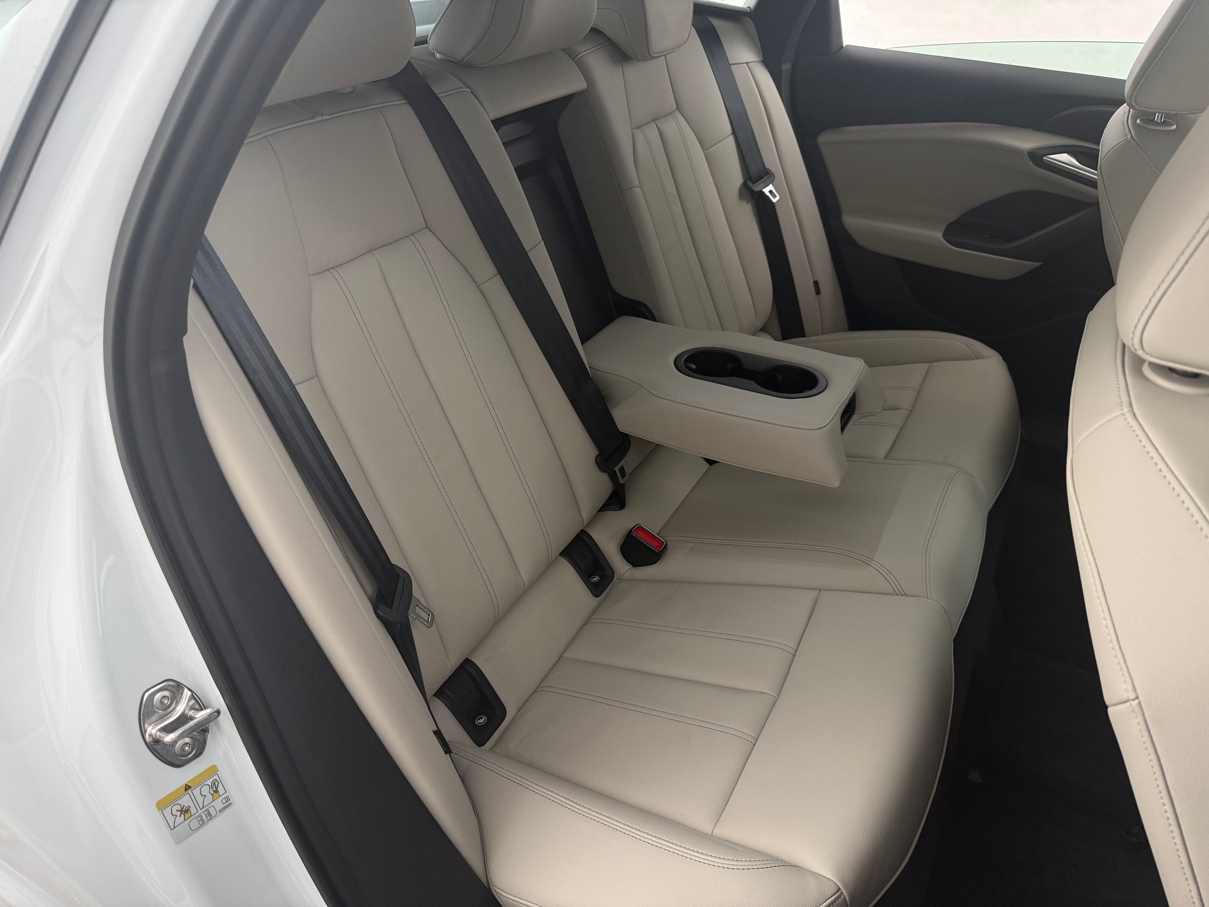 Used 2025 Audi A6 Sportback e-tron Premium Plus with VIN WAU2CAGH4SA016245 for sale in Pewaukee, WI