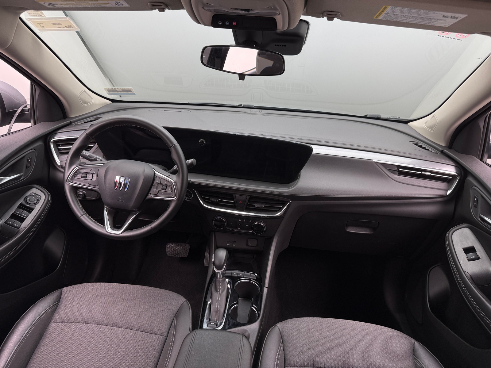 Thumbnail: 2025 Buick Encore GX - 3