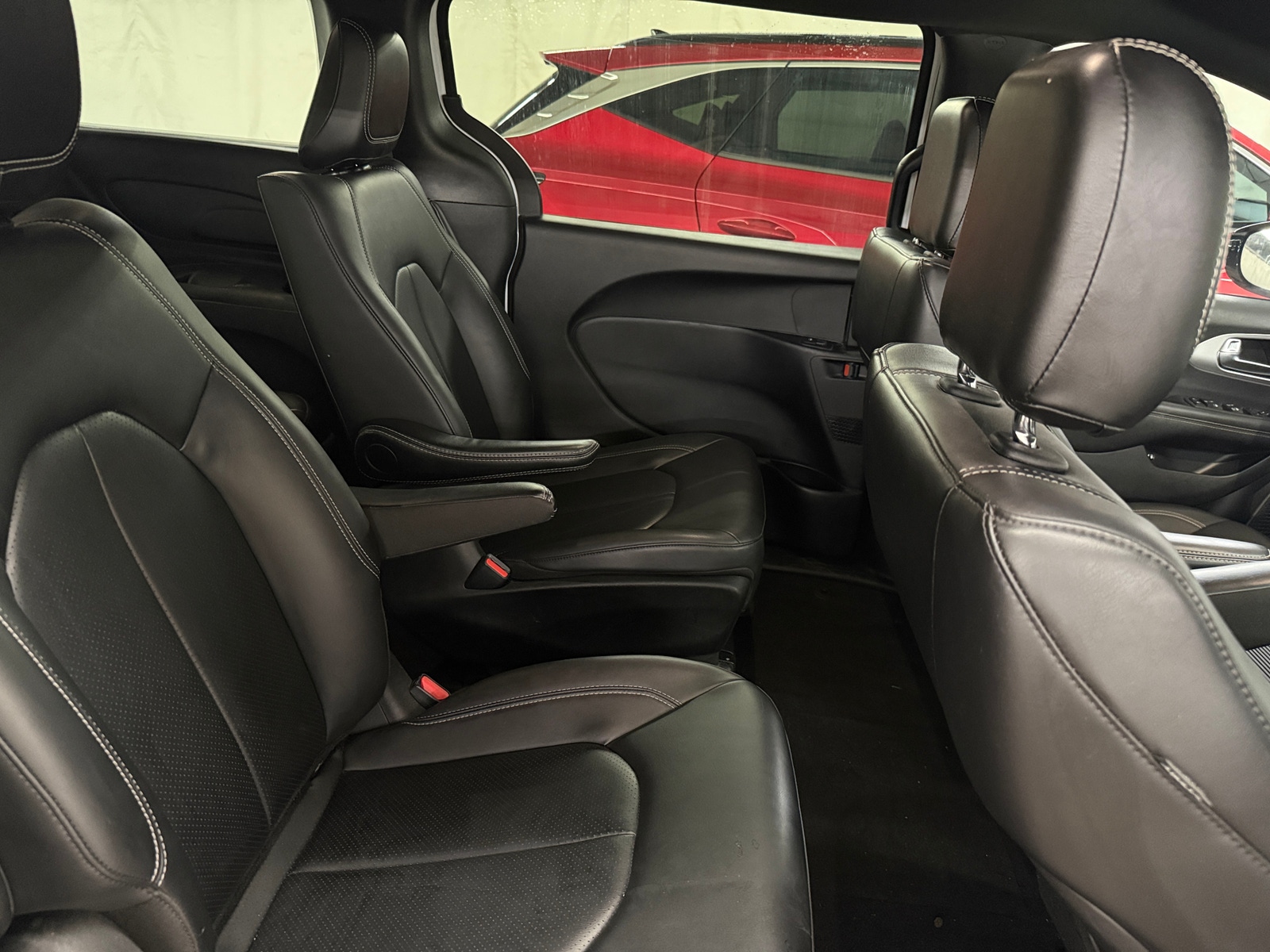 Thumbnail: 2024 Chrysler Pacifica - 5