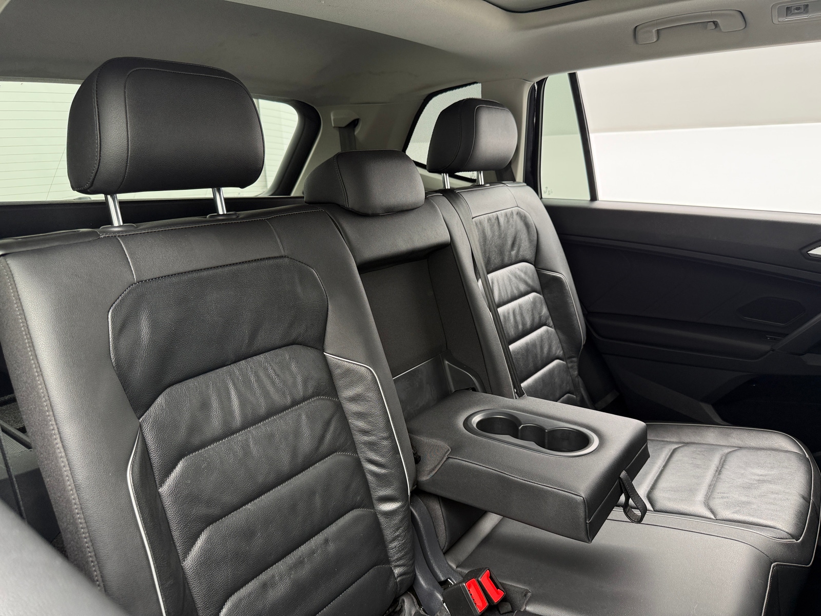 Thumbnail: 2019 Volkswagen Tiguan - 5