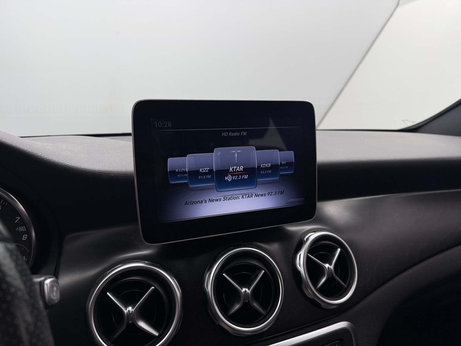 Thumbnail: 2018 Mercedes-Benz GLA - 4