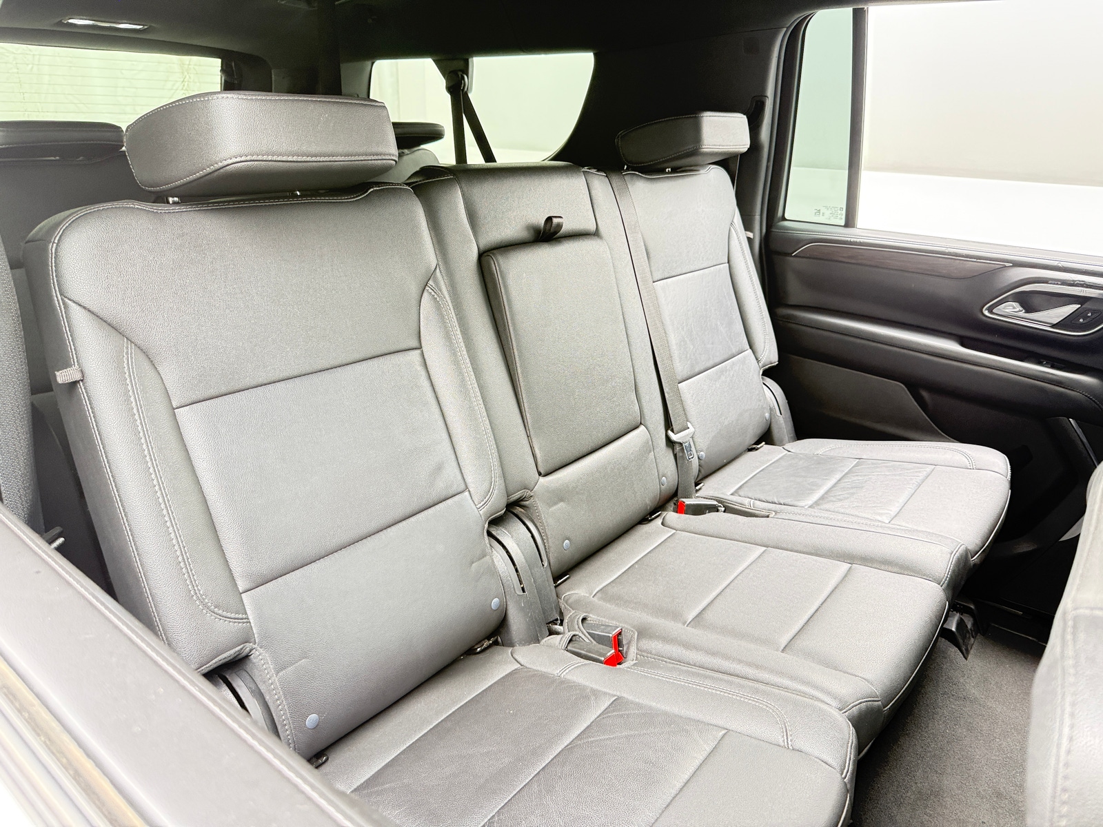 Thumbnail: 2023 Chevrolet Suburban - 5
