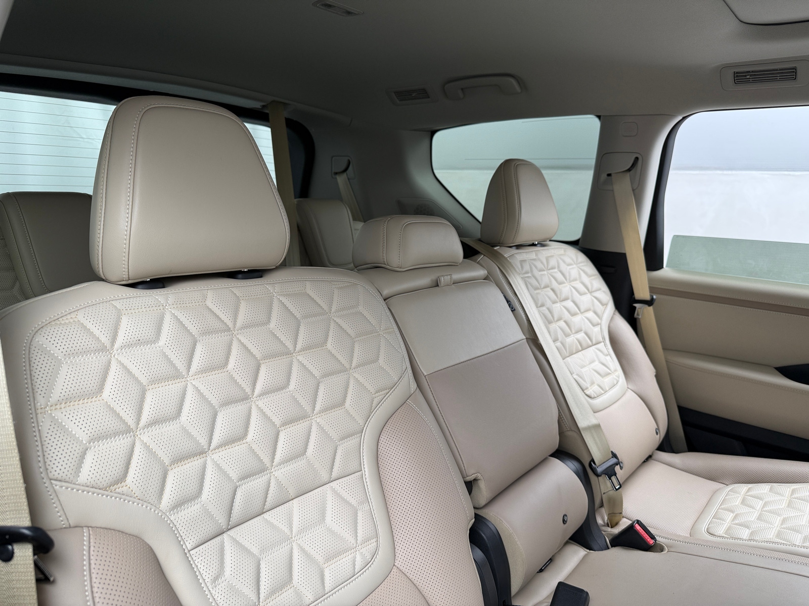 Thumbnail: 2026 Nissan Armada - 5