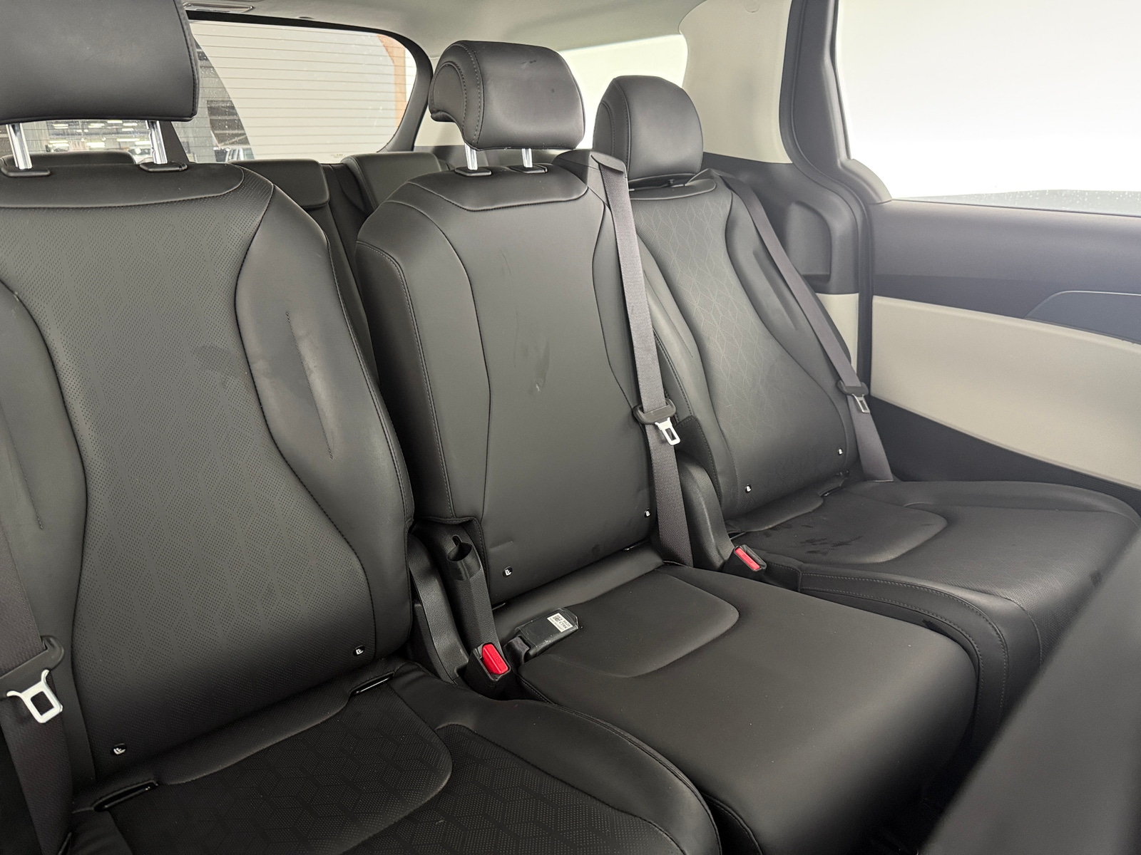 Thumbnail: 2024 Kia Carnival - 5
