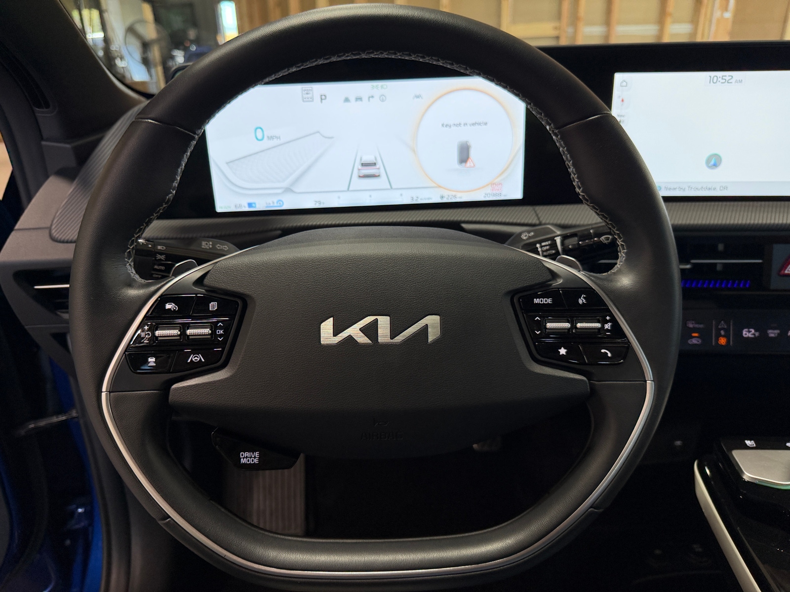 Thumbnail: 2023 Kia EV6 - 4