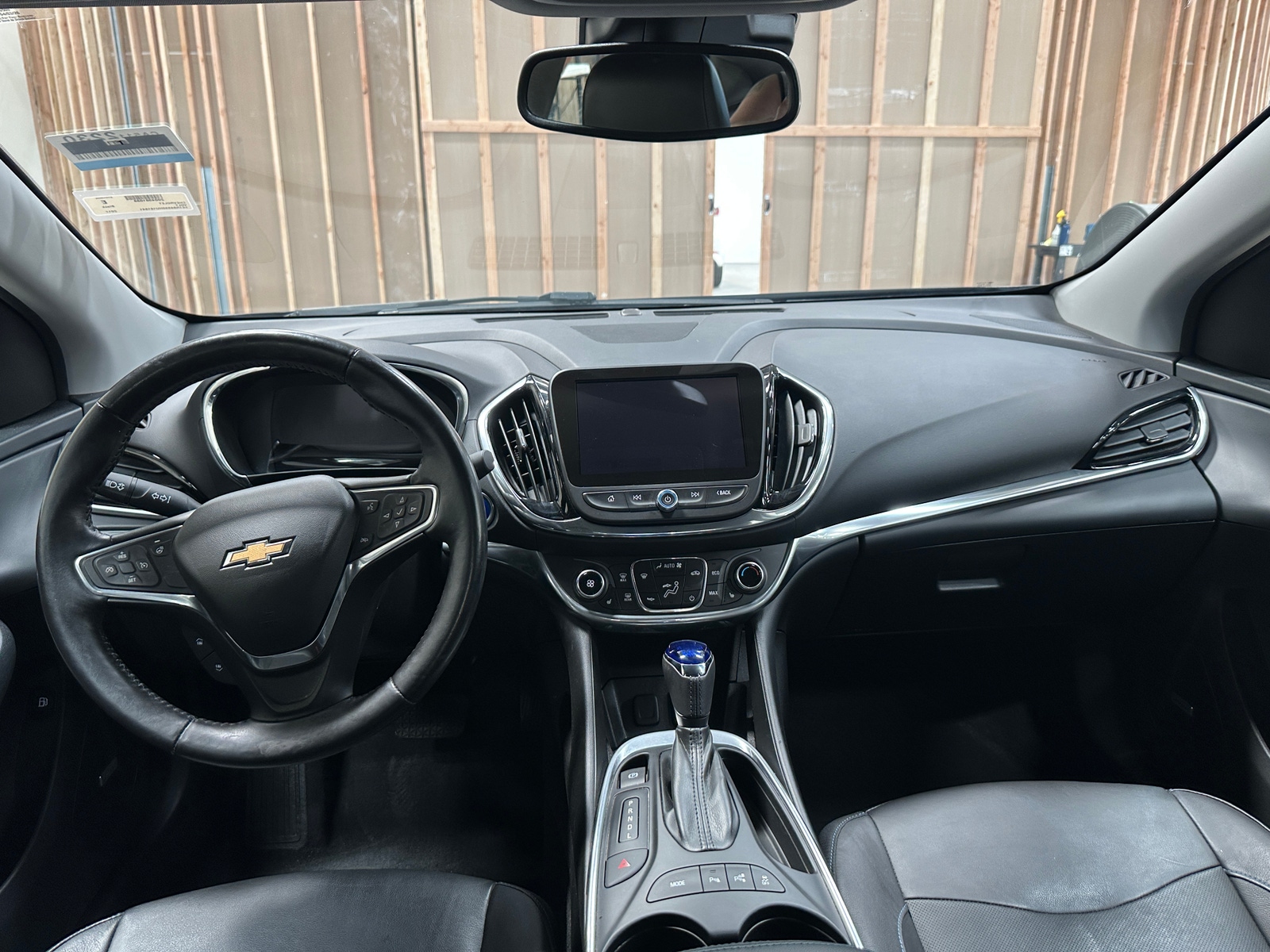 Thumbnail: 2017 Chevrolet Volt - 2