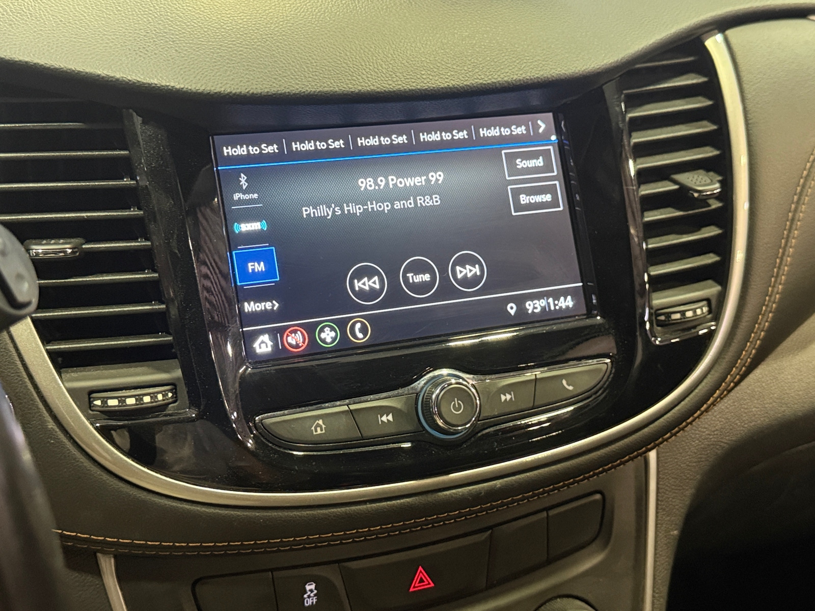 Thumbnail: 2019 Chevrolet Trax - 4