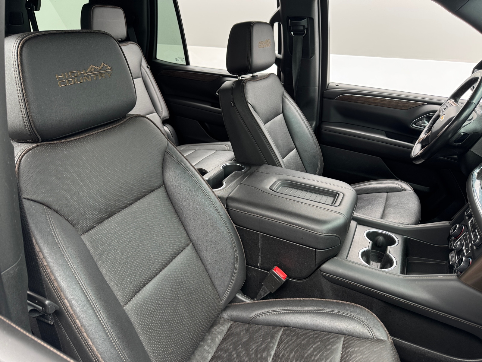 Thumbnail: 2023 Chevrolet Tahoe - 2