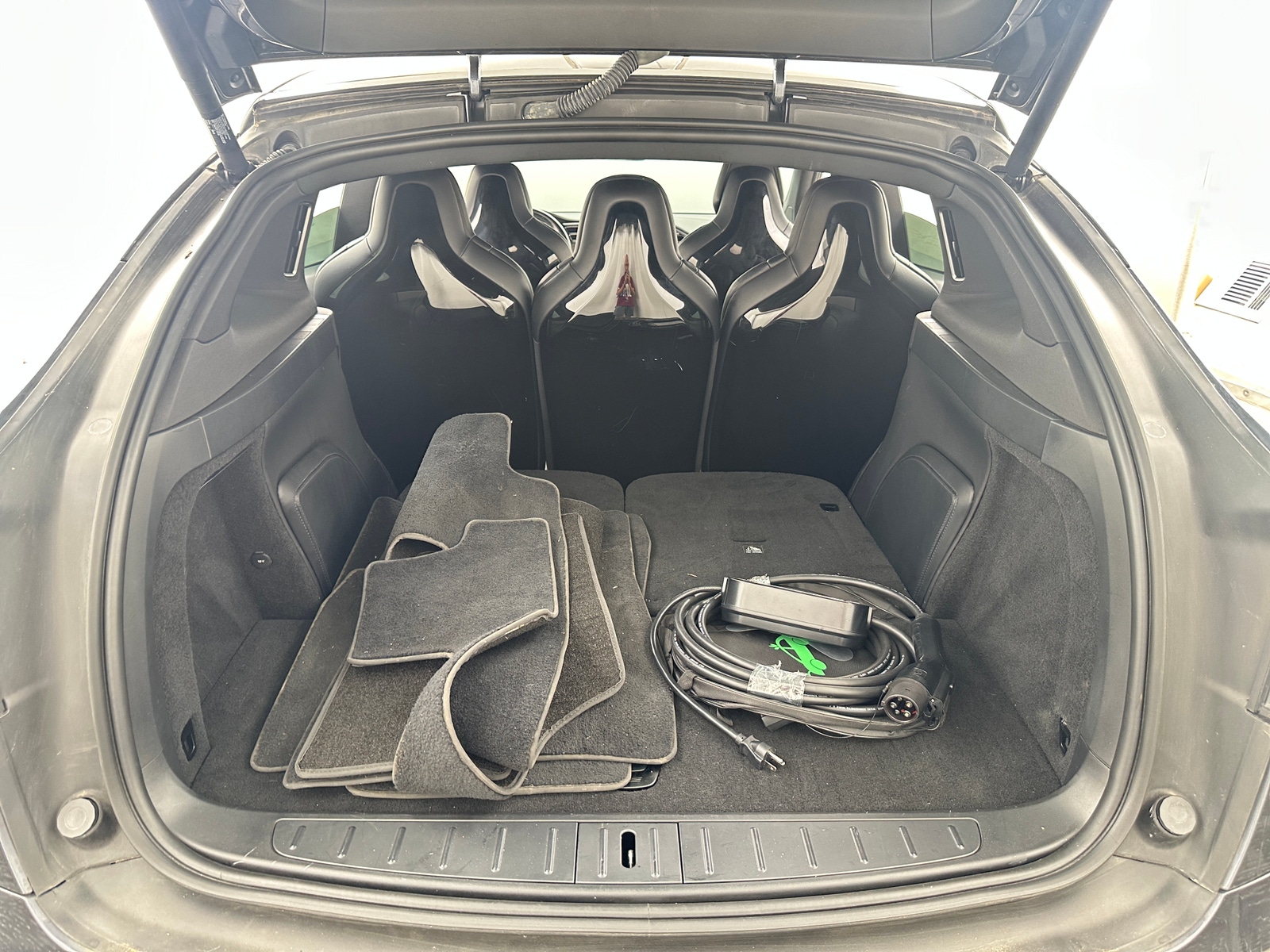 Thumbnail: 2016 Tesla Model X - 6