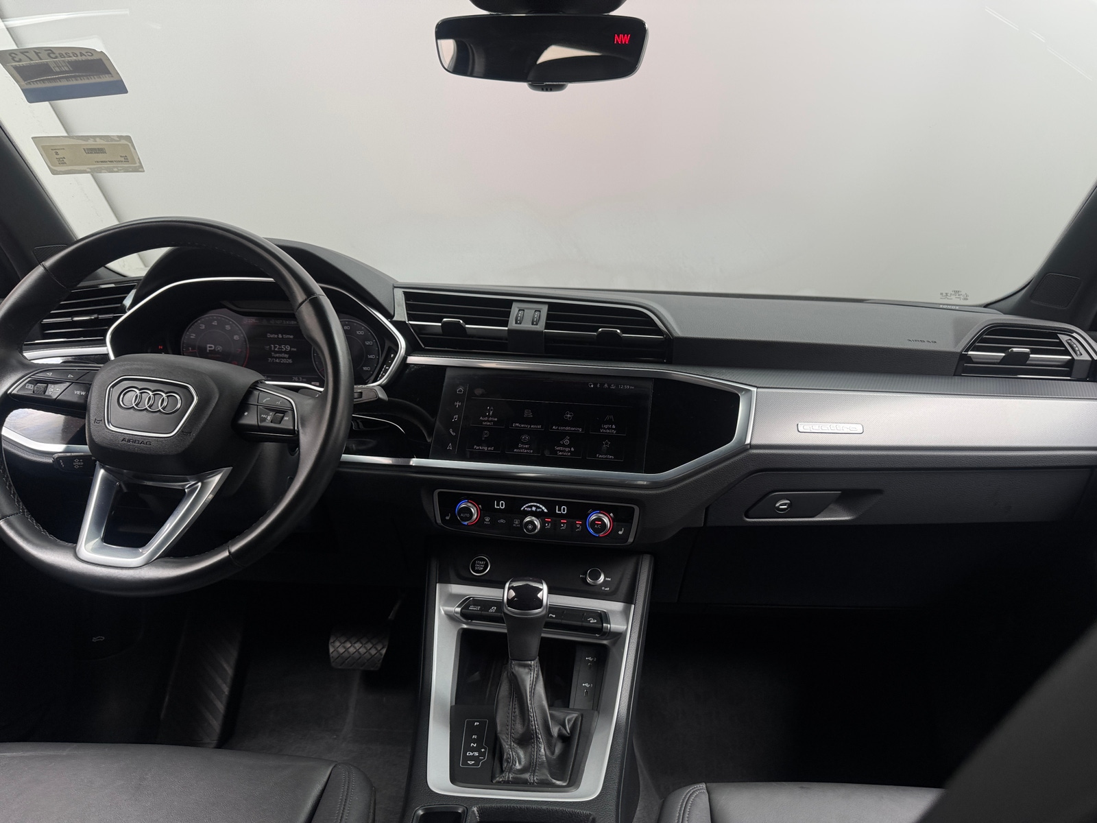 Thumbnail: 2023 Audi Q3 - 2