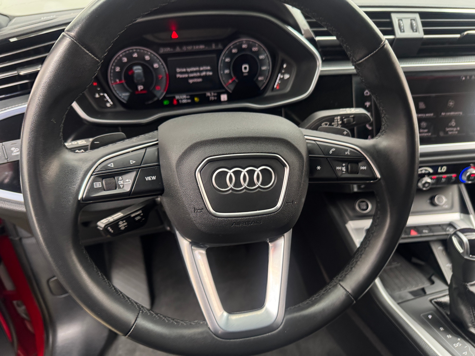Thumbnail: 2023 Audi Q3 - 4