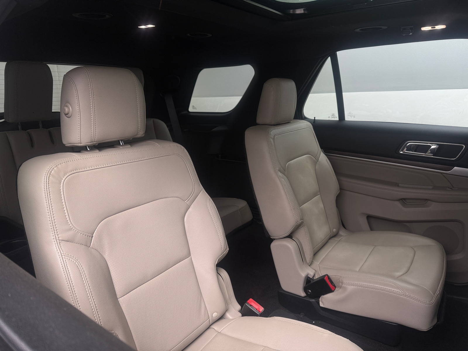 Thumbnail: 2018 Ford Explorer - 5